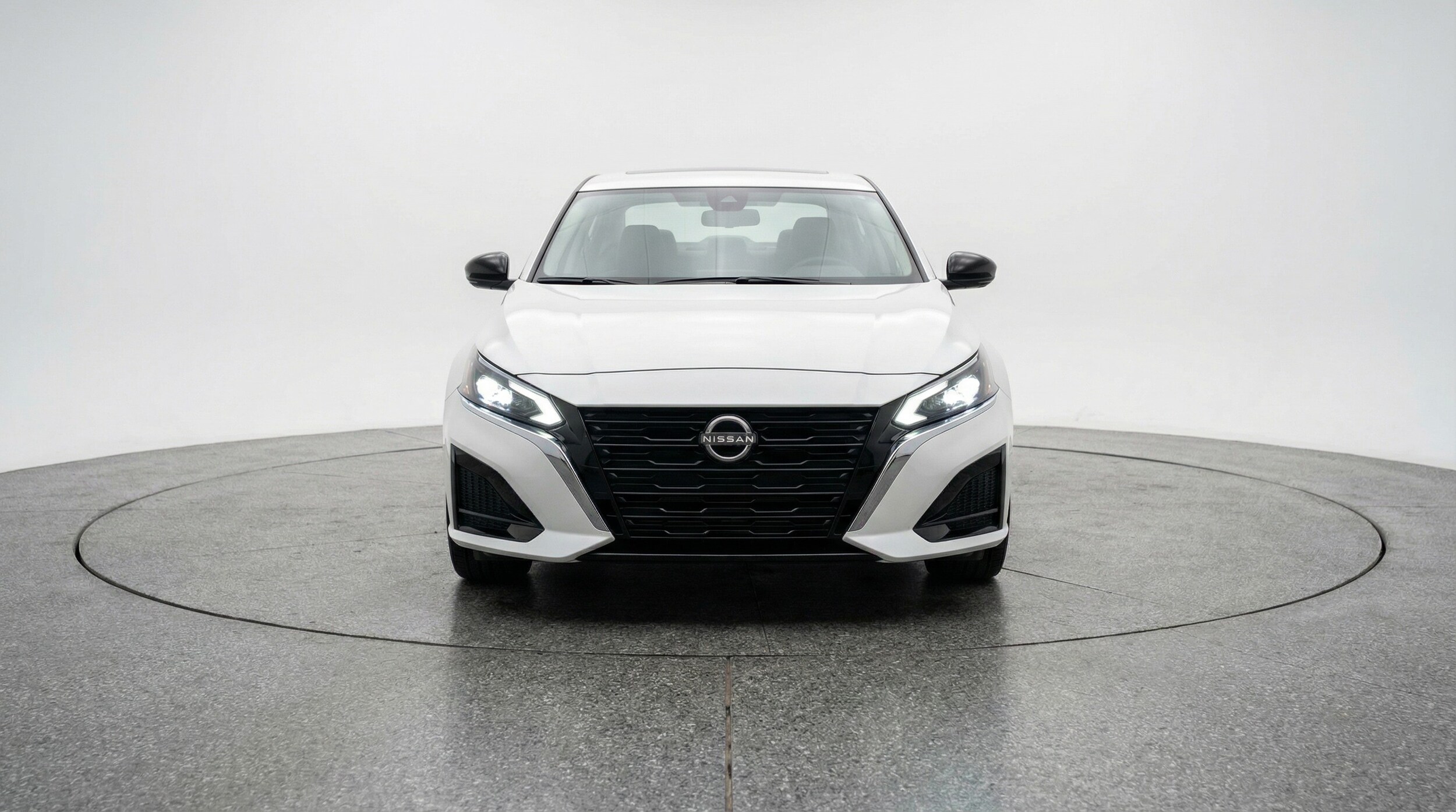 Thumbnail: 2025 Nissan Altima - 2