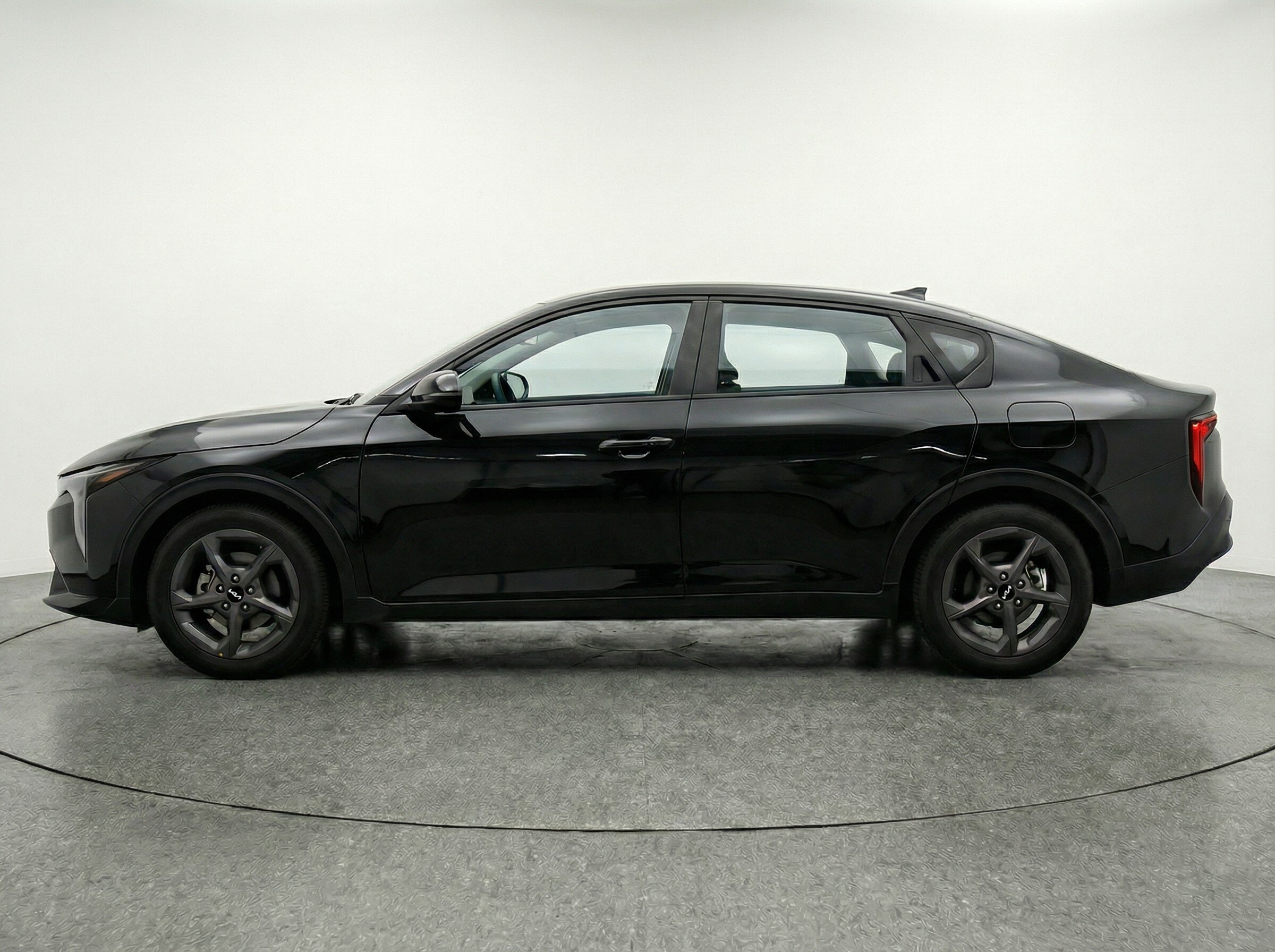 Thumbnail: 2025 Kia K4 - 4