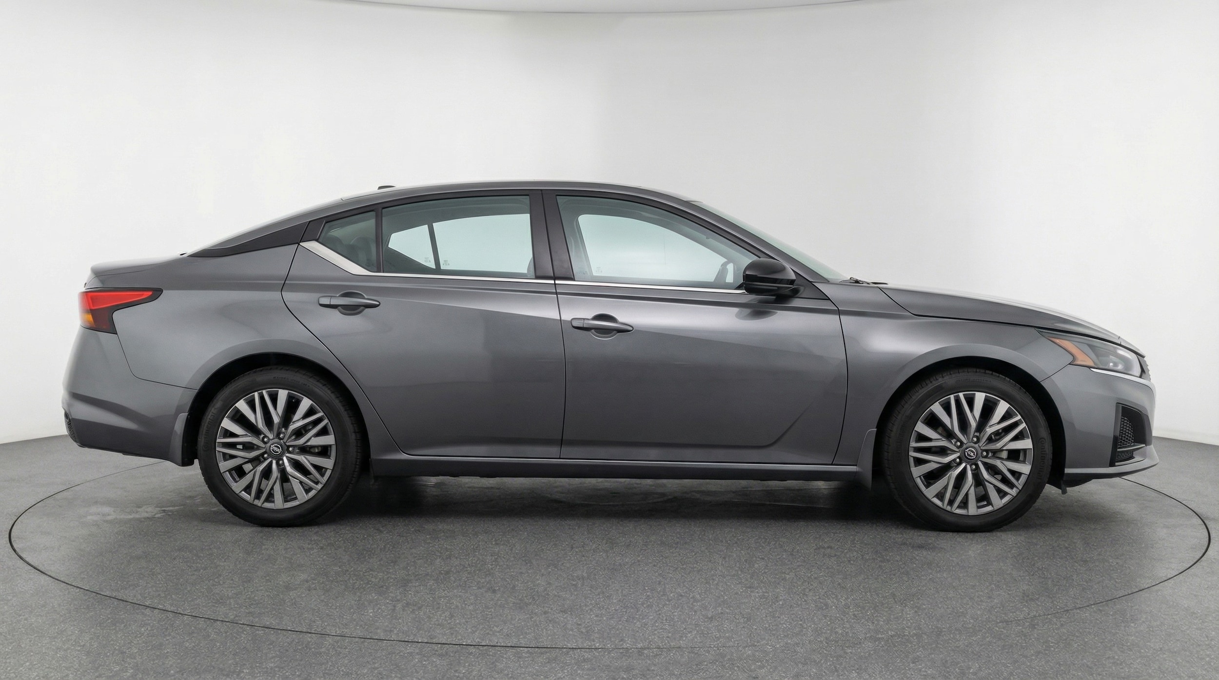 Thumbnail: 2025 Nissan Altima - 8