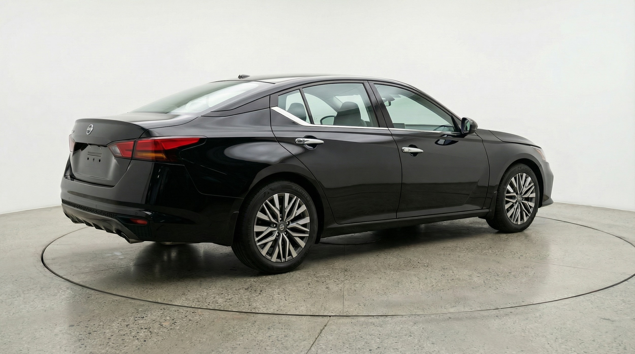 Thumbnail: 2025 Nissan Altima - 7