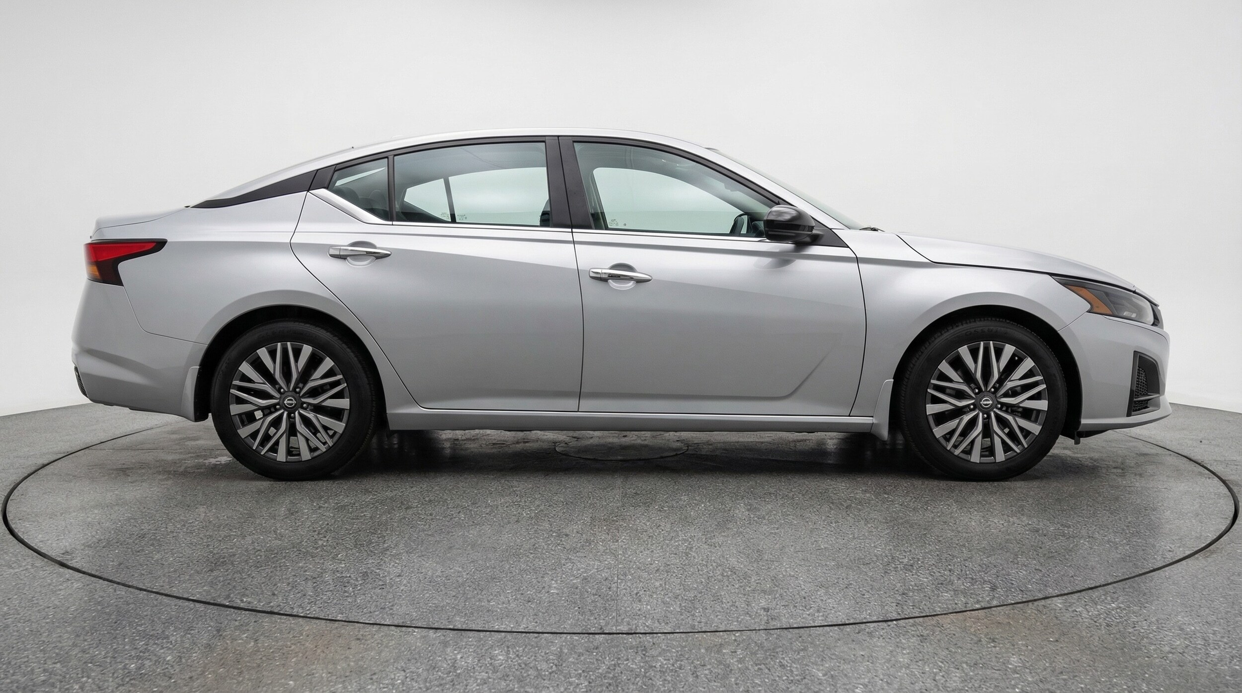 Thumbnail: 2025 Nissan Altima - 8