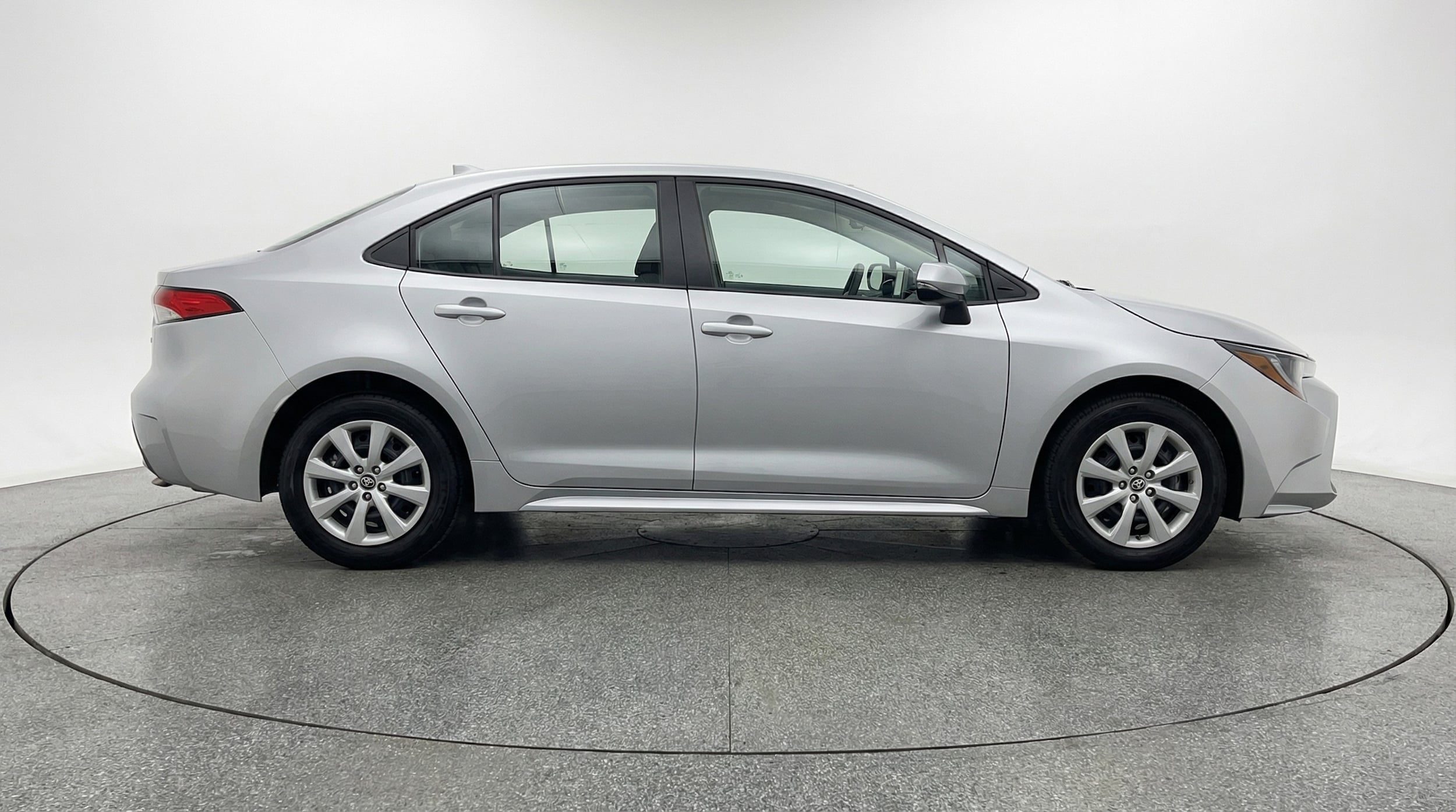 Thumbnail: 2025 Toyota Corolla - 8