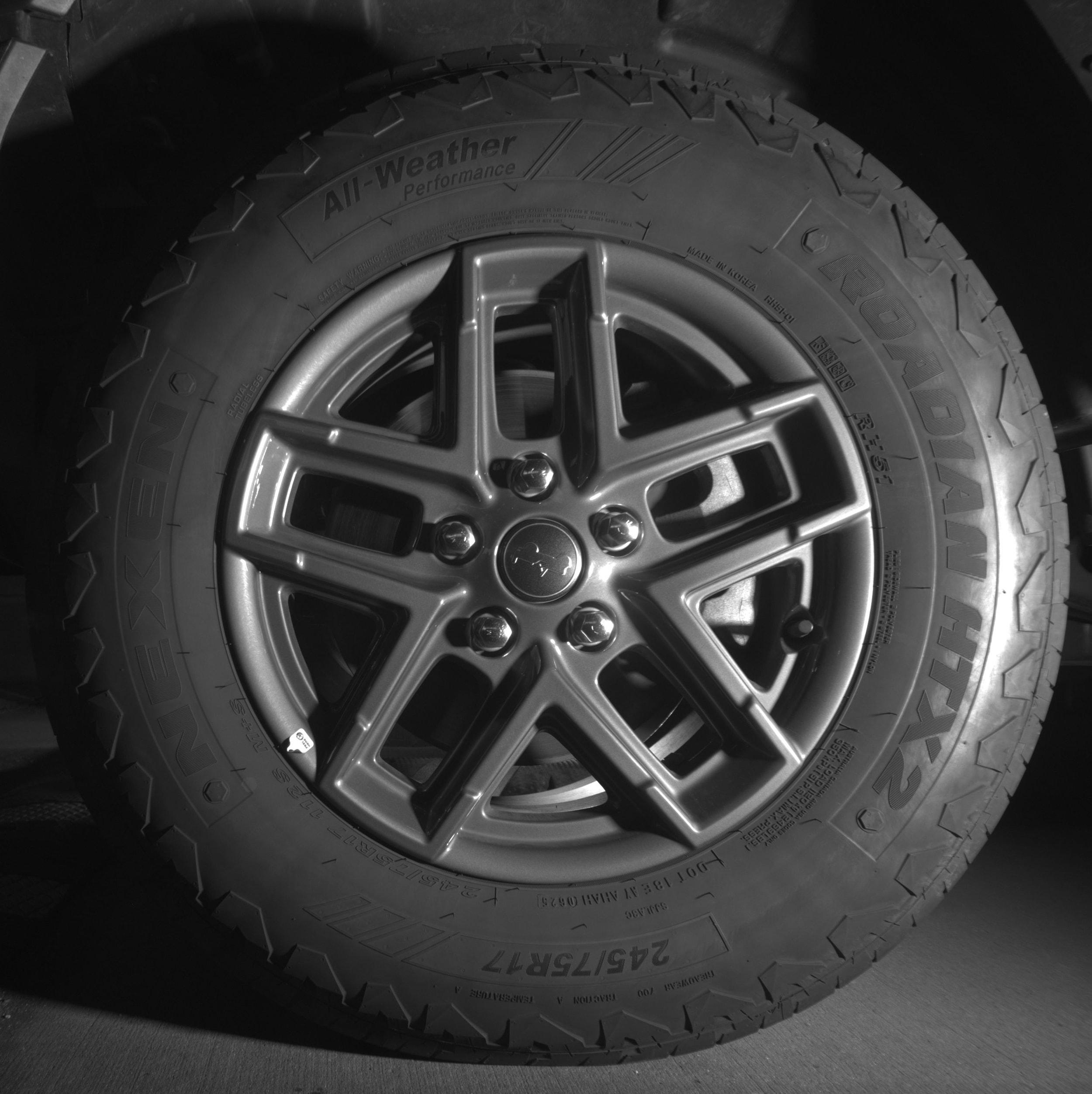 Thumbnail: 2025 Jeep Wrangler - 9