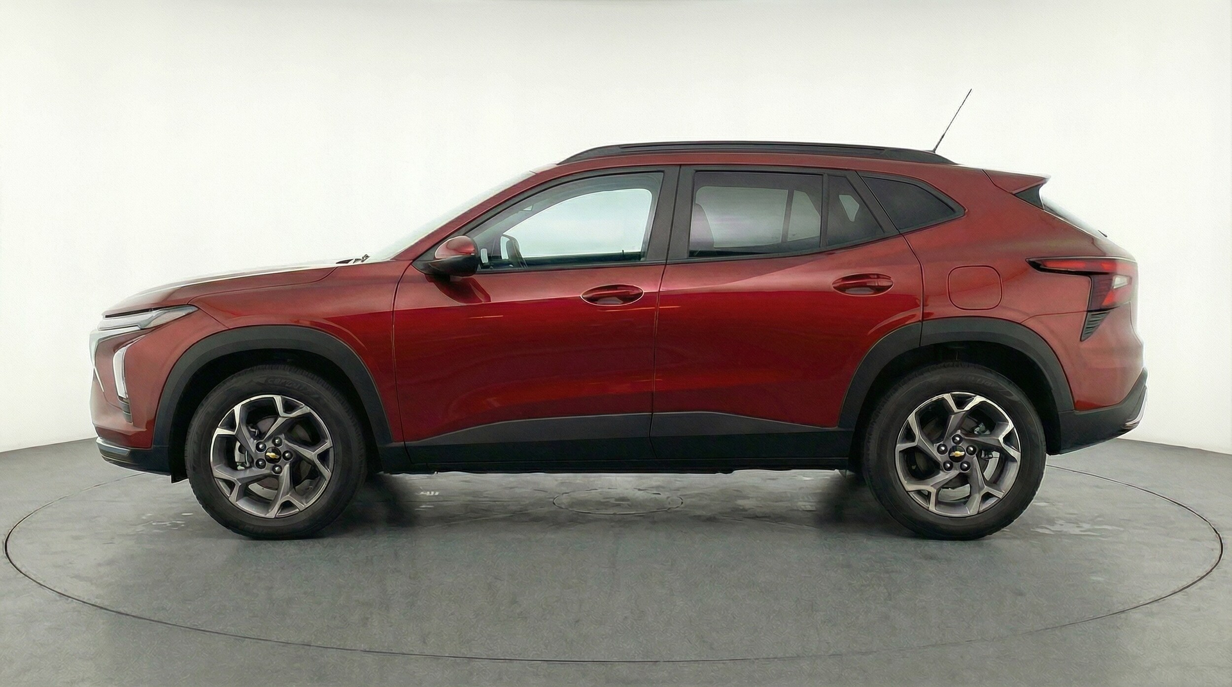 Thumbnail: 2025 Chevrolet Trax - 4