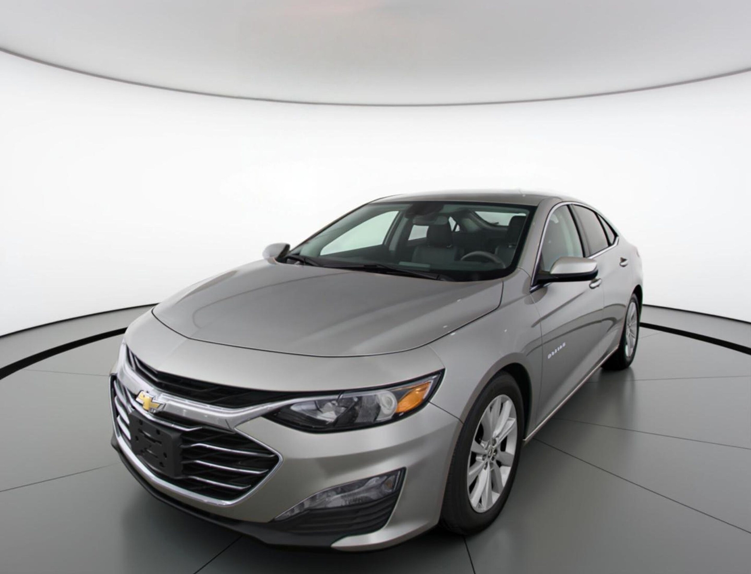 Thumbnail: 2024 Chevrolet Malibu - 3