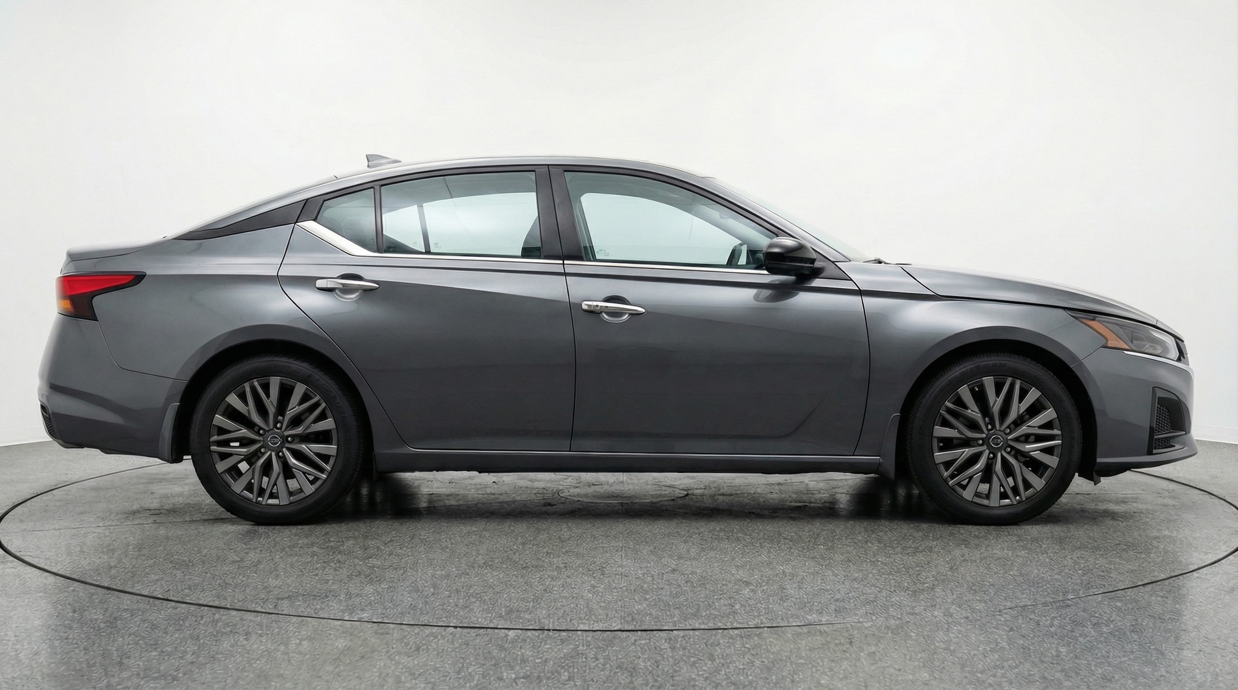 Thumbnail: 2025 Nissan Altima - 8