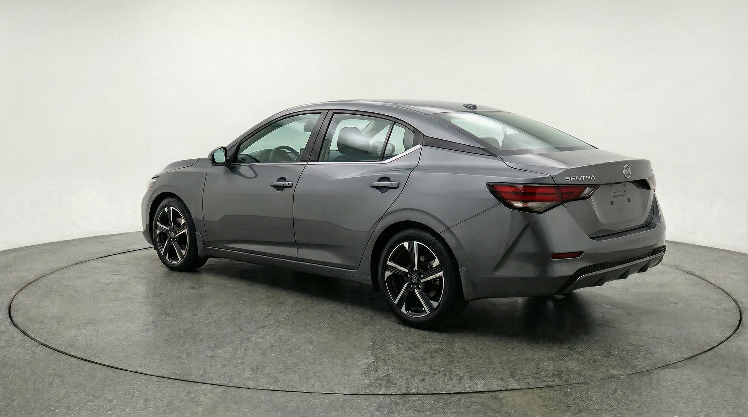 Thumbnail: 2025 Nissan Sentra - 5