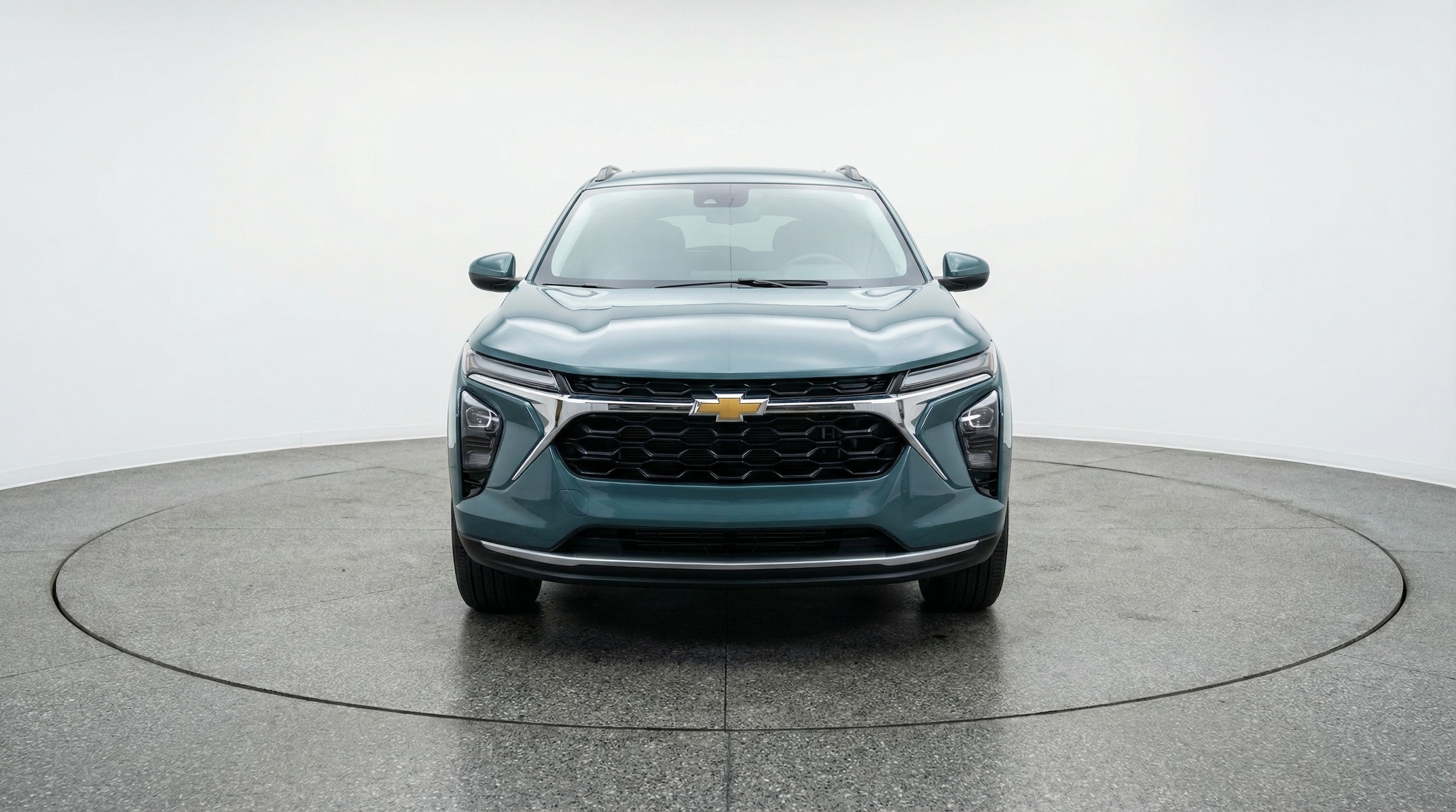 Thumbnail: 2025 Chevrolet Trax - 2