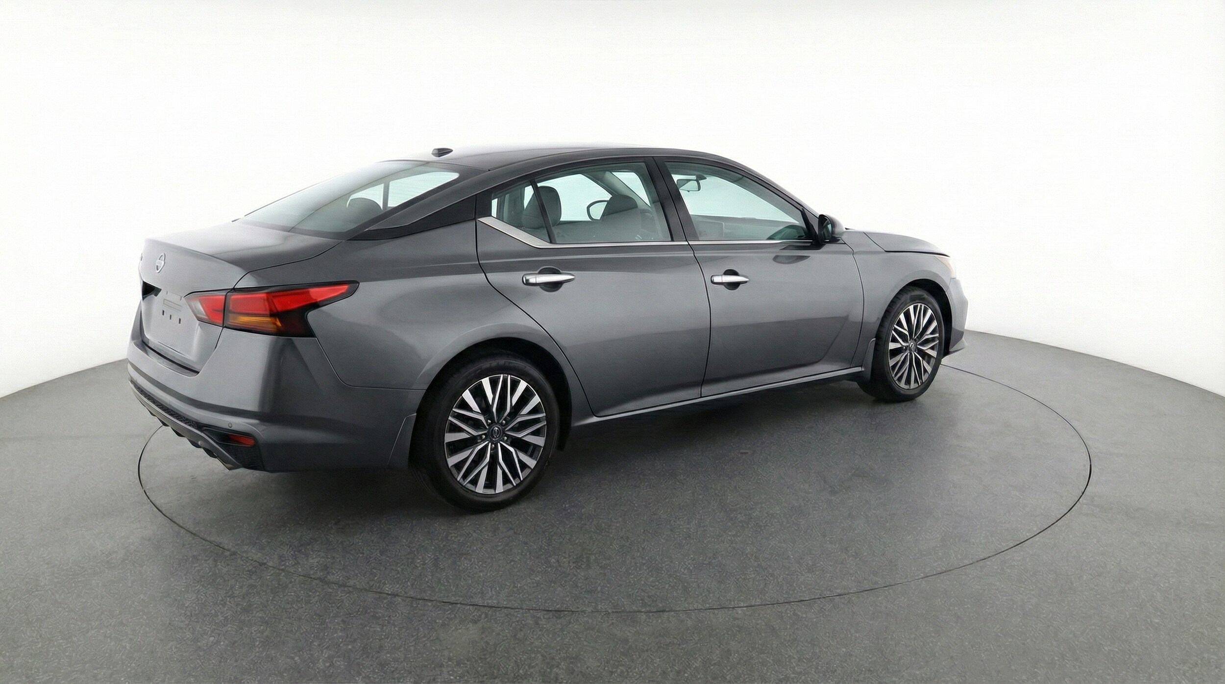 Thumbnail: 2025 Nissan Altima - 7