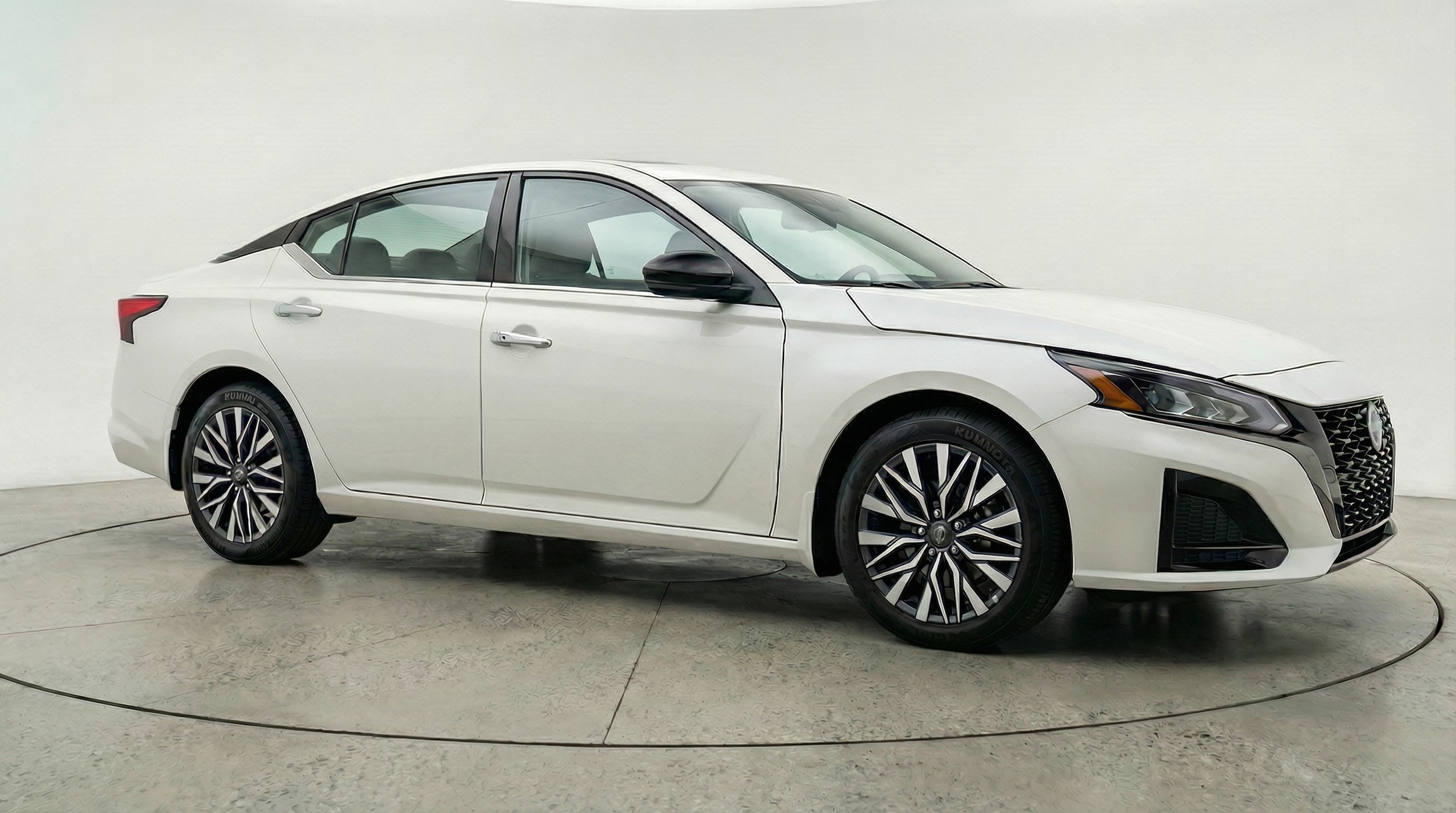 Thumbnail: 2025 Nissan Altima - 1