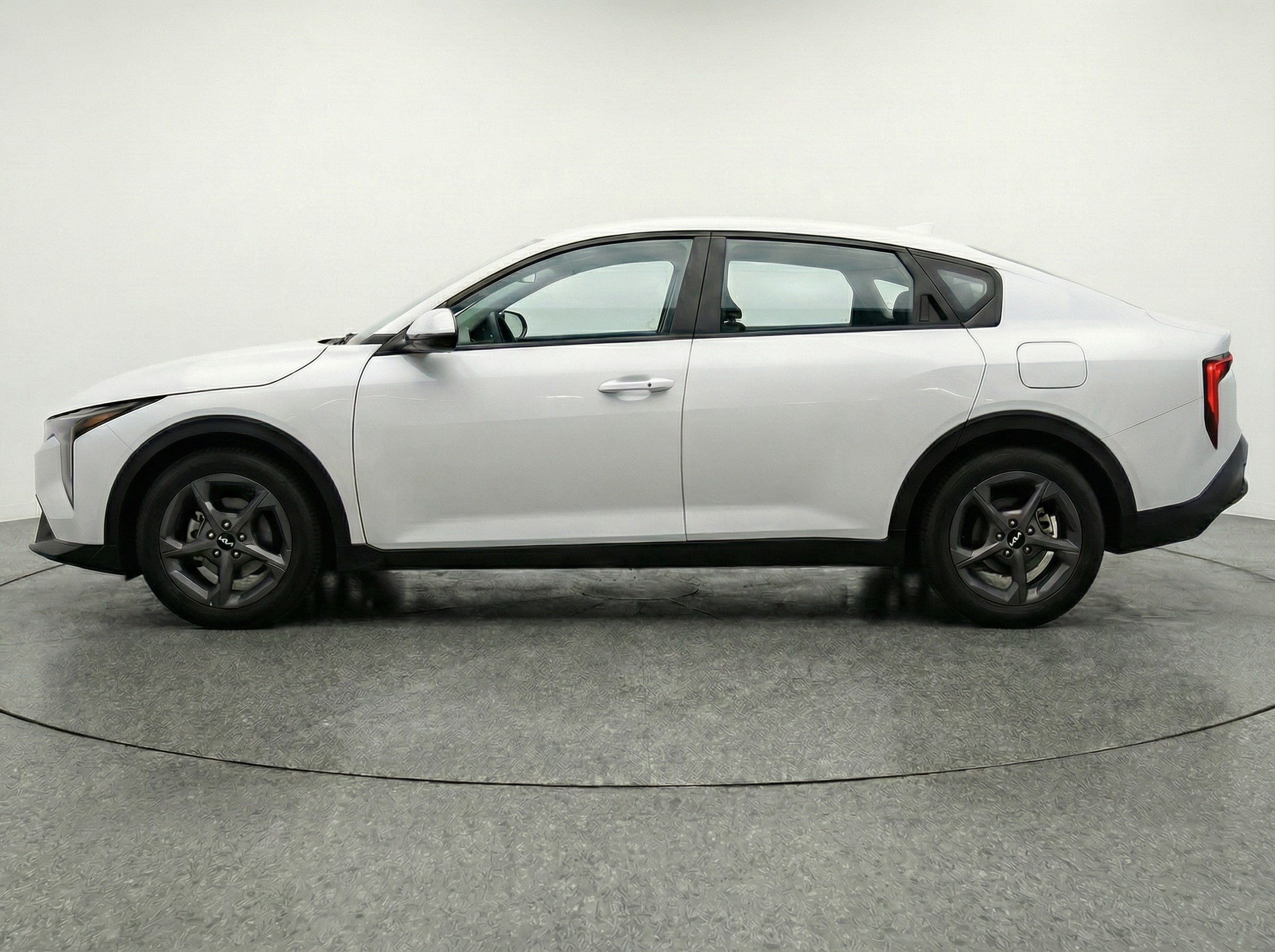 Thumbnail: 2025 Kia K4 - 4