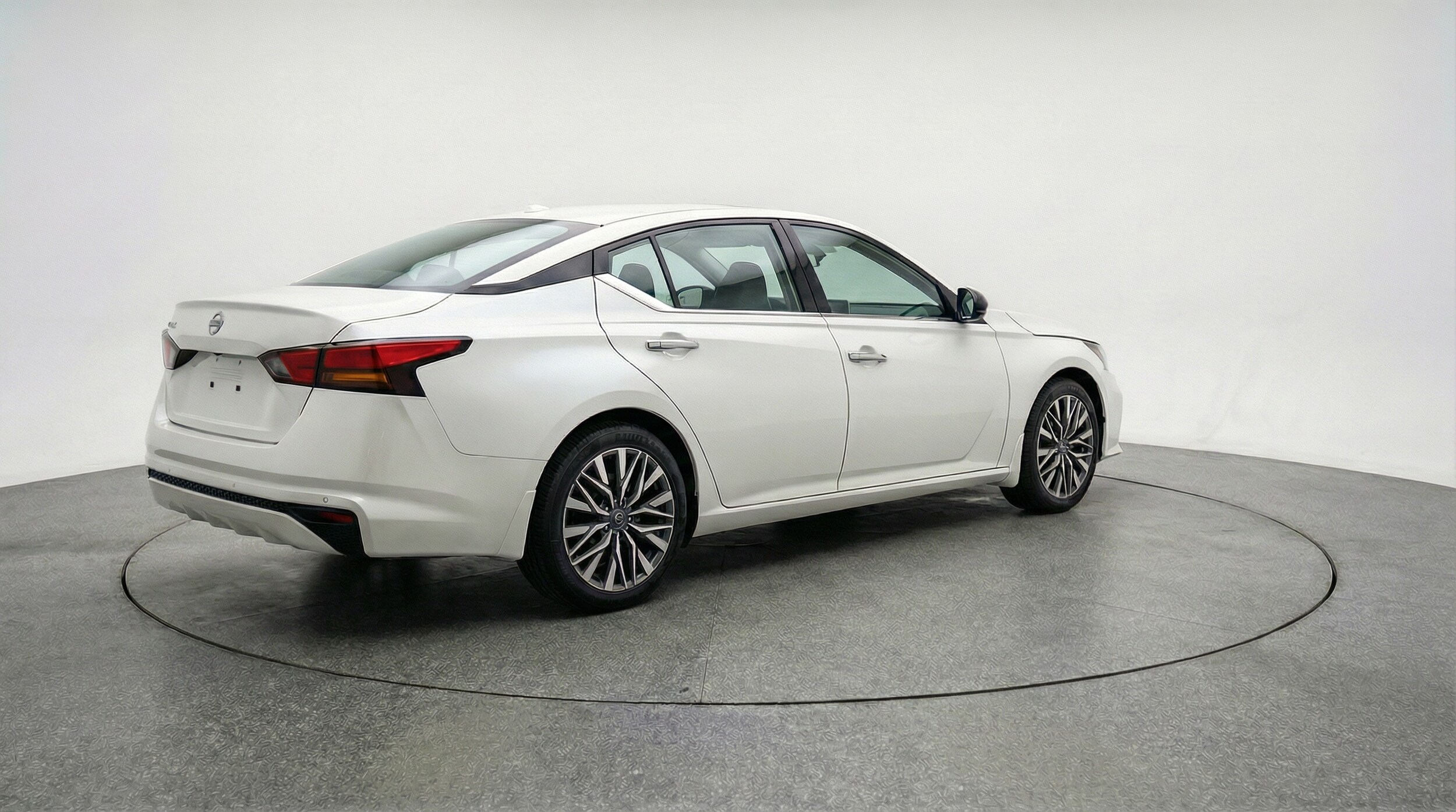 Thumbnail: 2025 Nissan Altima - 7