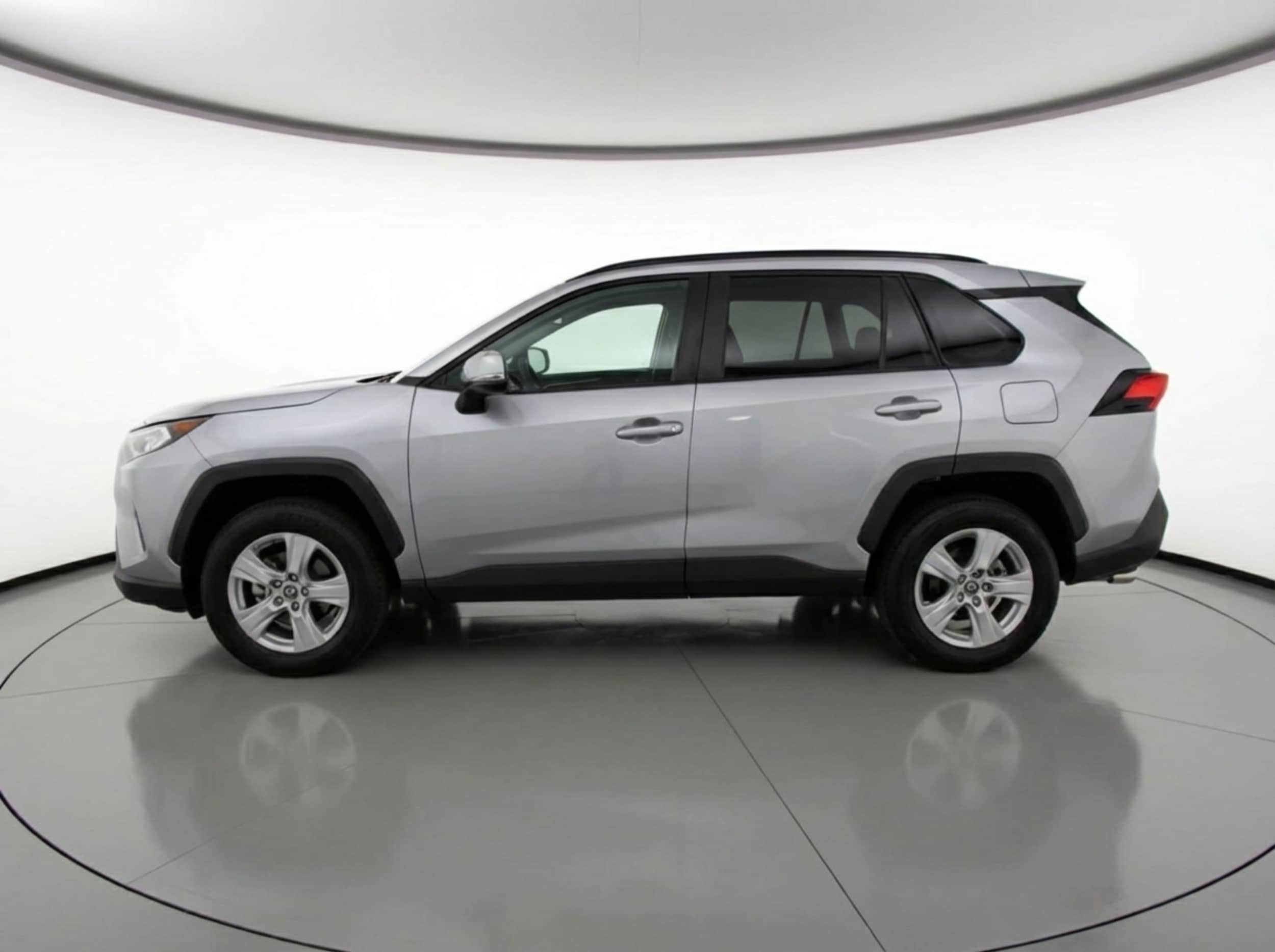 Thumbnail: 2025 Toyota RAV4 - 4