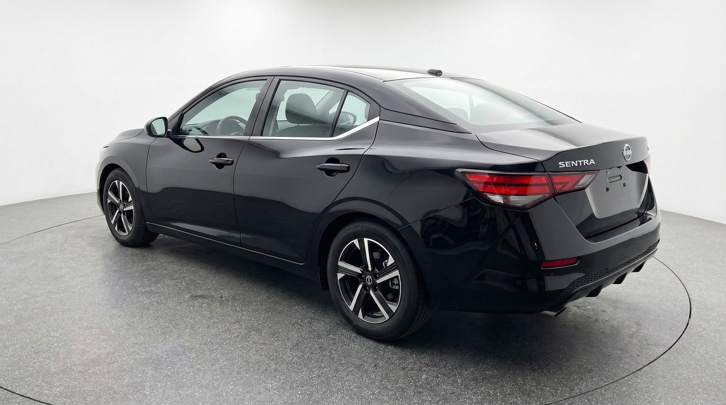 Thumbnail: 2025 Nissan Sentra - 5