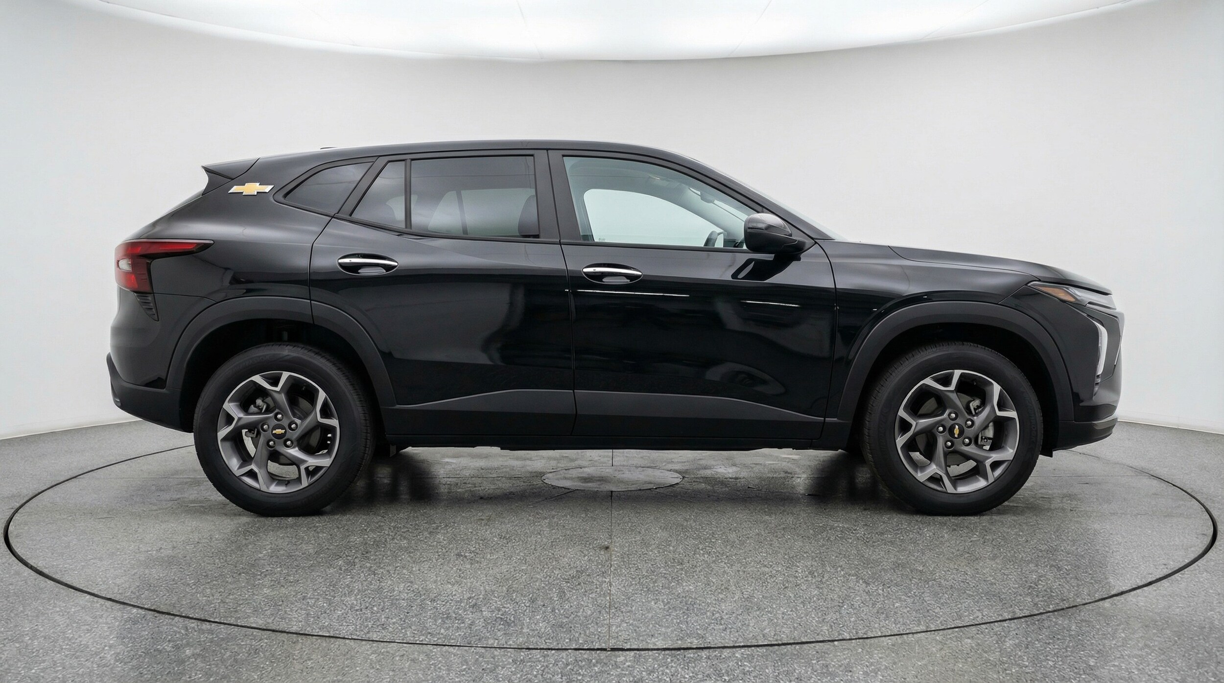 Thumbnail: 2025 Chevrolet Trax - 8