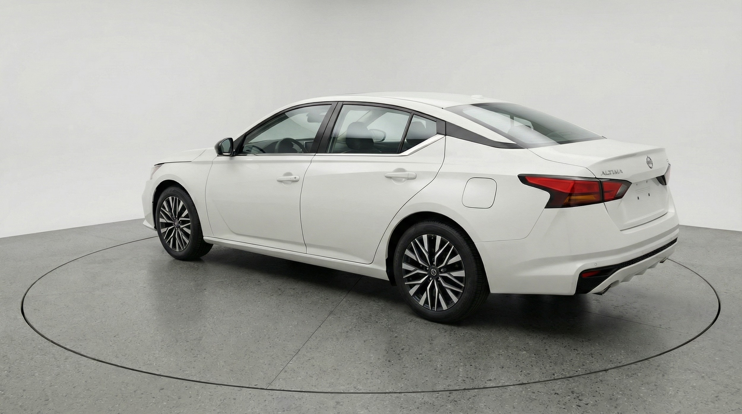 Thumbnail: 2025 Nissan Altima - 5