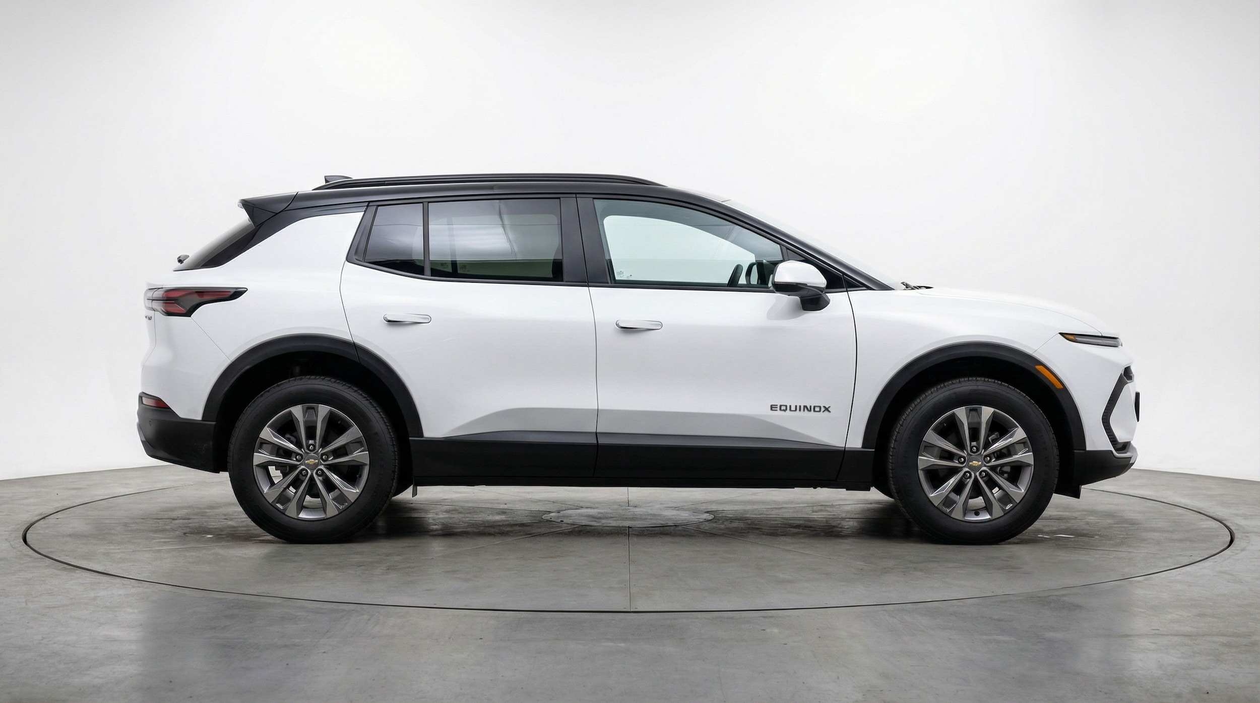 Thumbnail: 2025 Chevrolet Equinox - 8