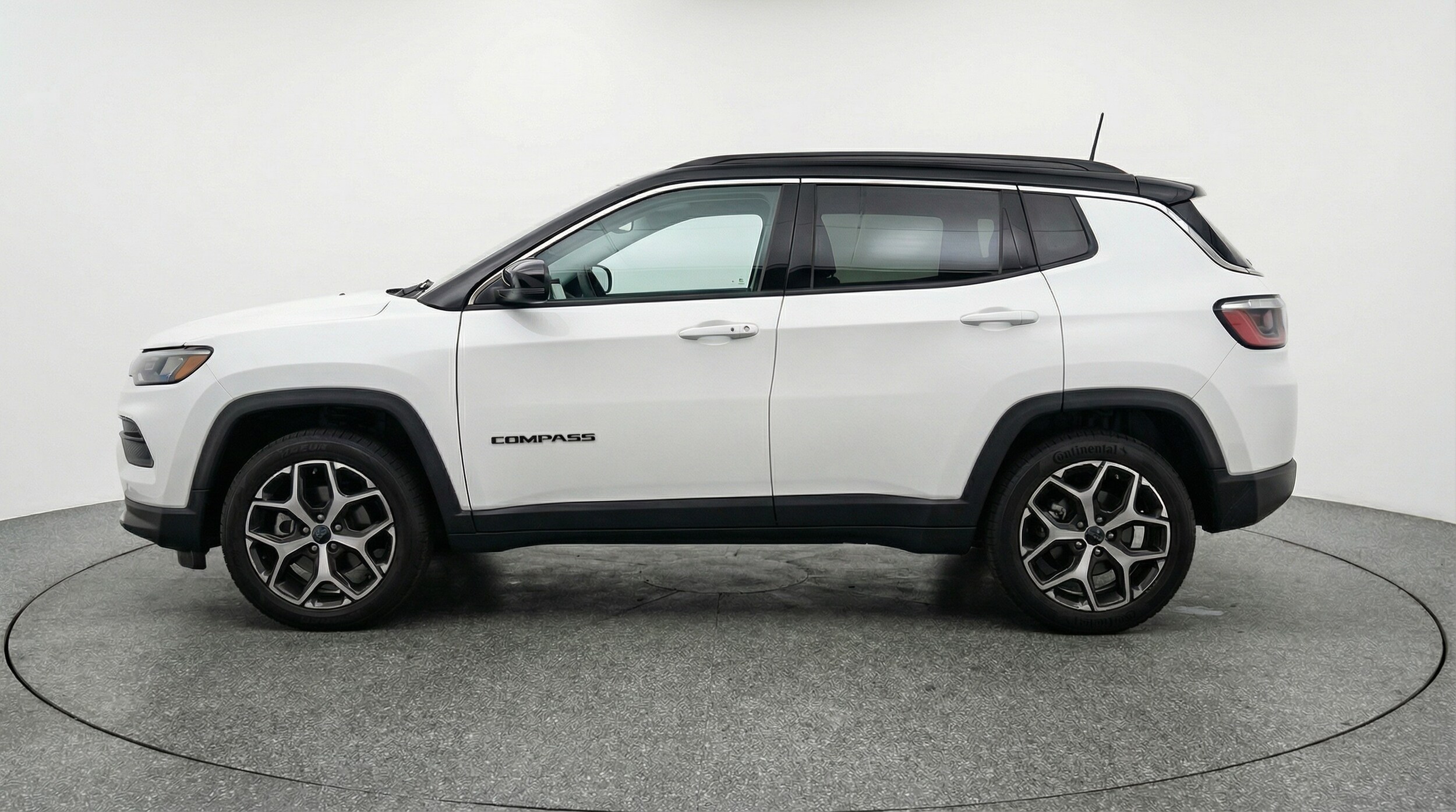 Thumbnail: 2025 Jeep Compass - 4