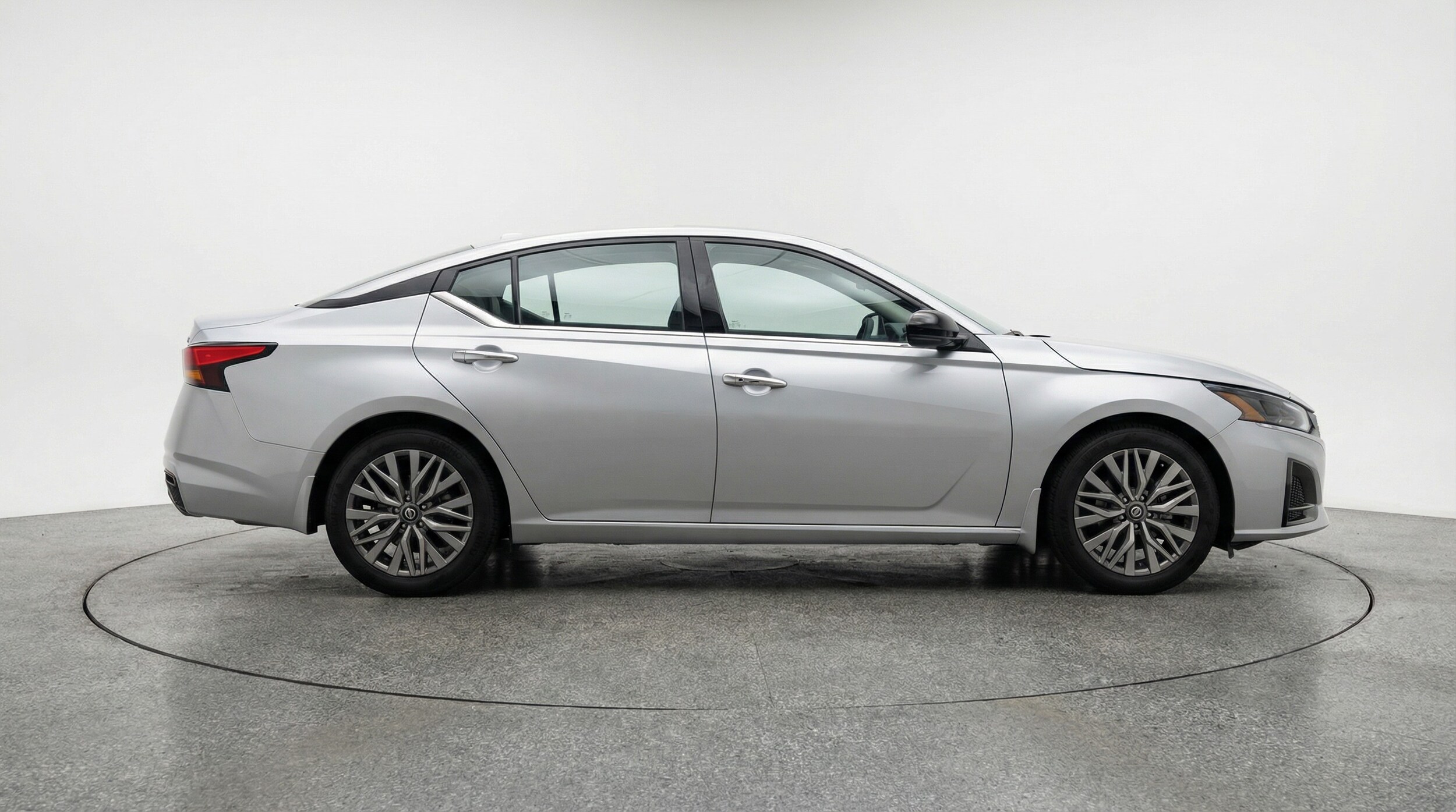 Thumbnail: 2025 Nissan Altima - 8