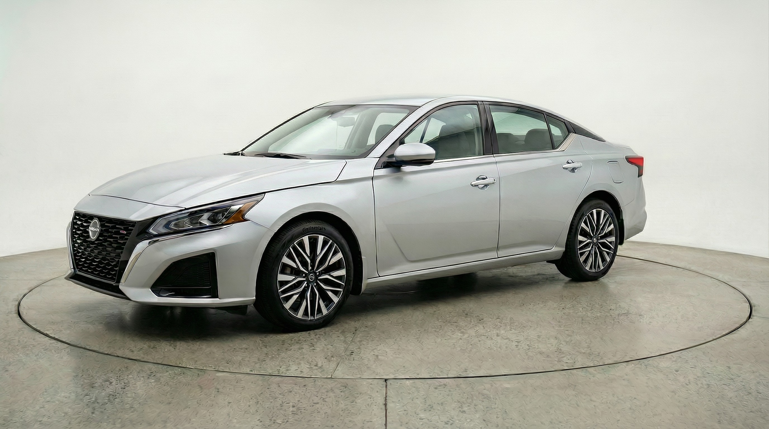 Thumbnail: 2025 Nissan Altima - 3