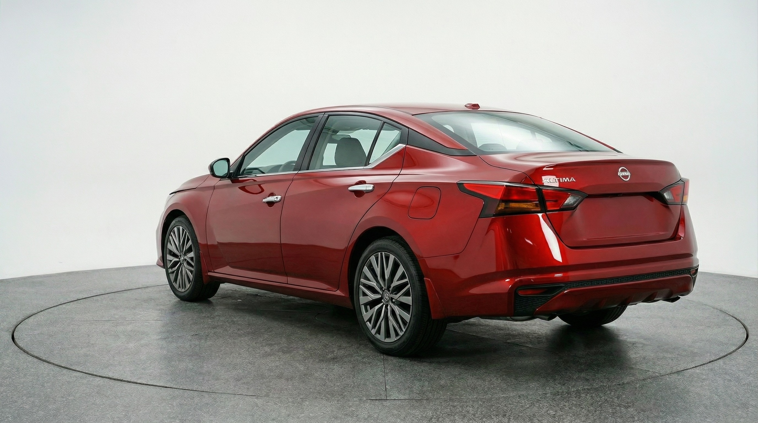 Thumbnail: 2025 Nissan Altima - 5