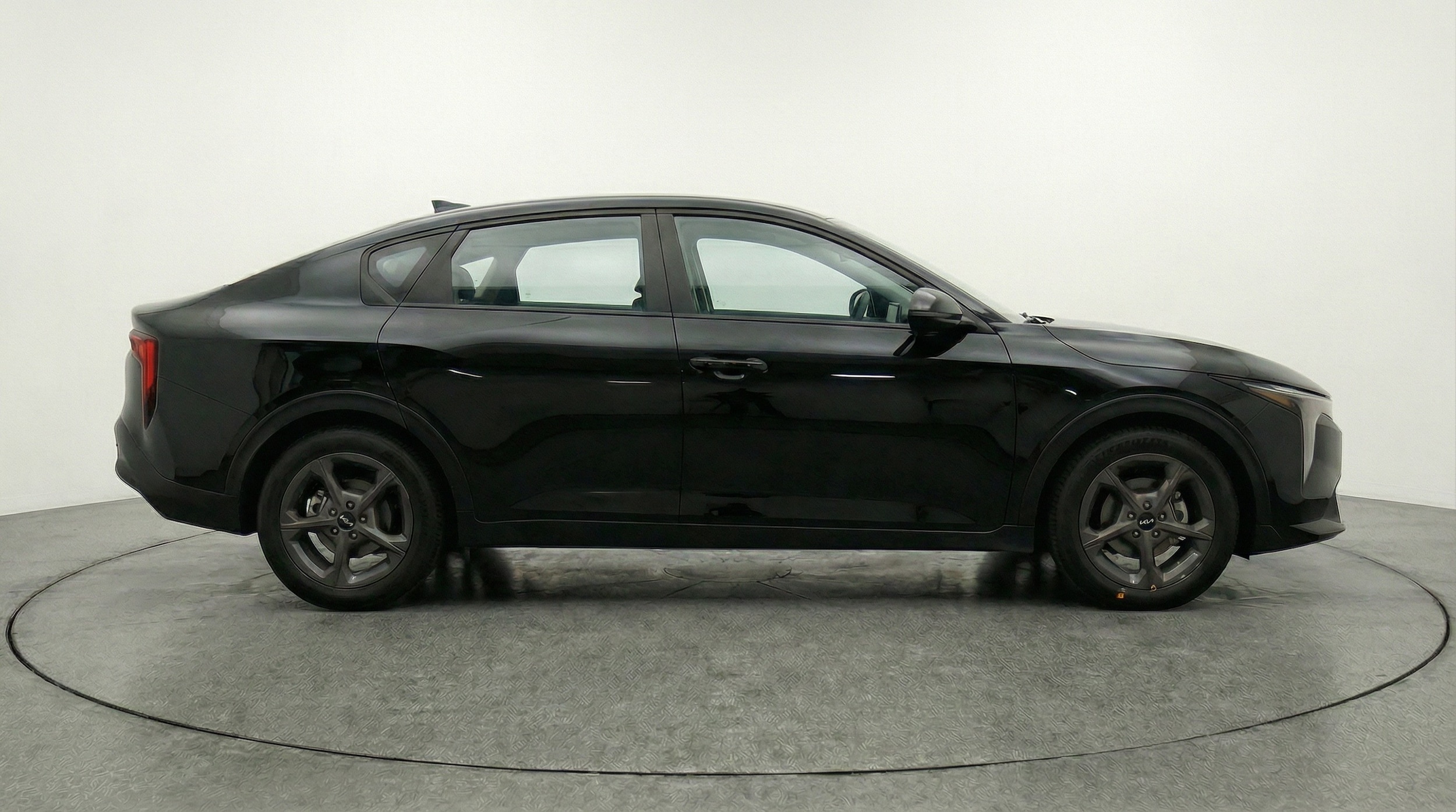 Thumbnail: 2025 Kia K4 - 8