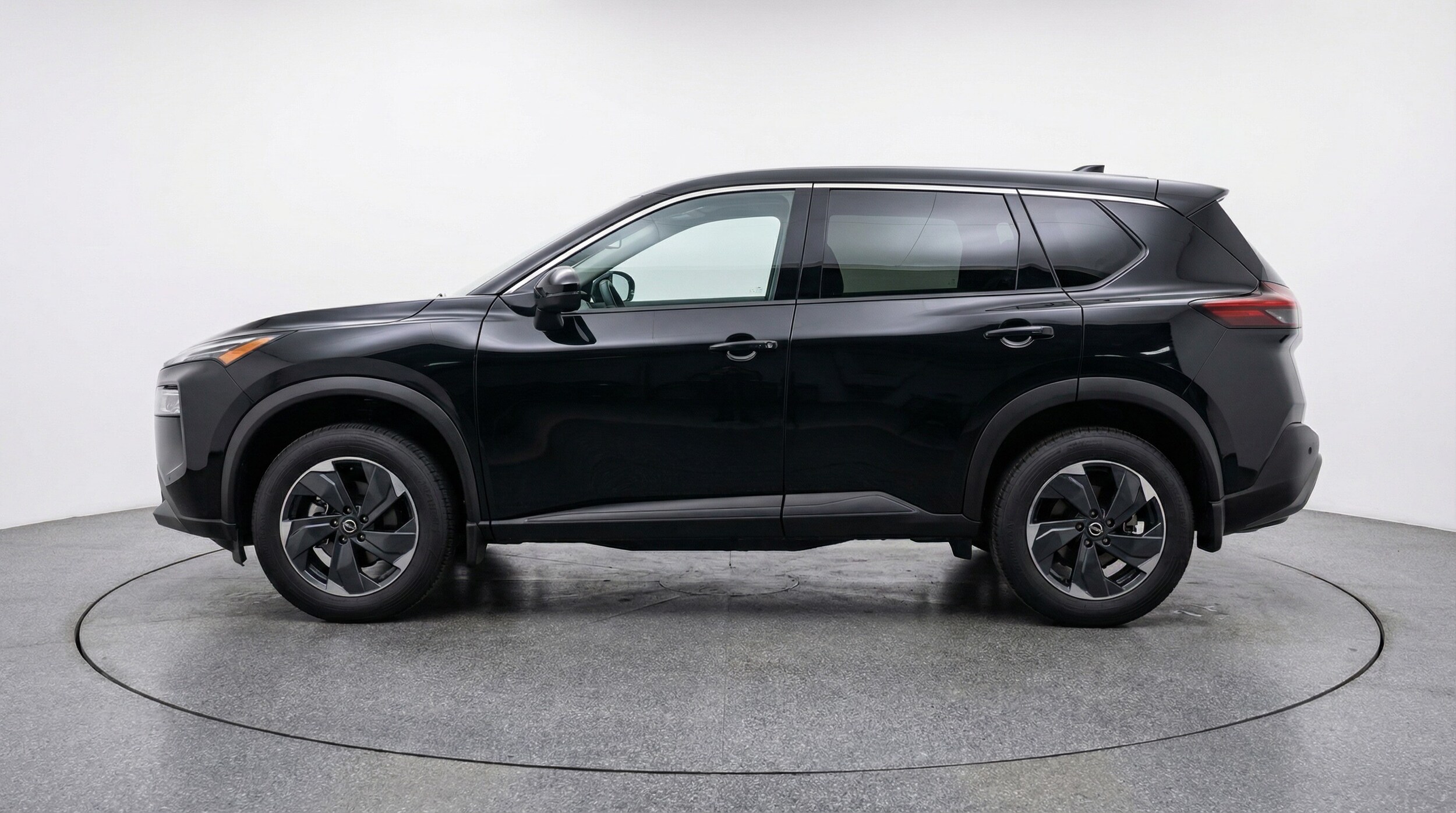 Thumbnail: 2025 Nissan Rogue - 4