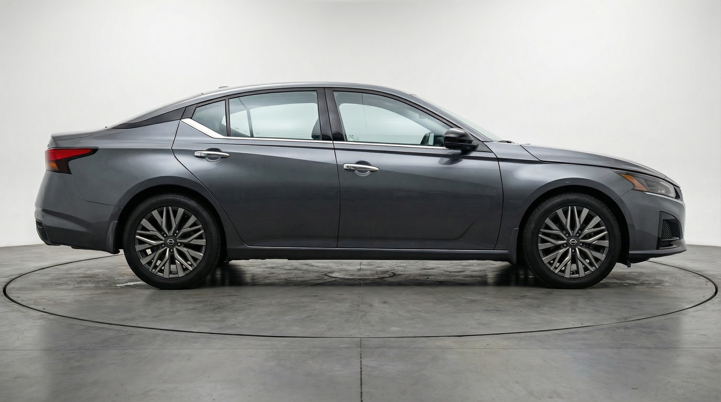 Thumbnail: 2025 Nissan Altima - 8
