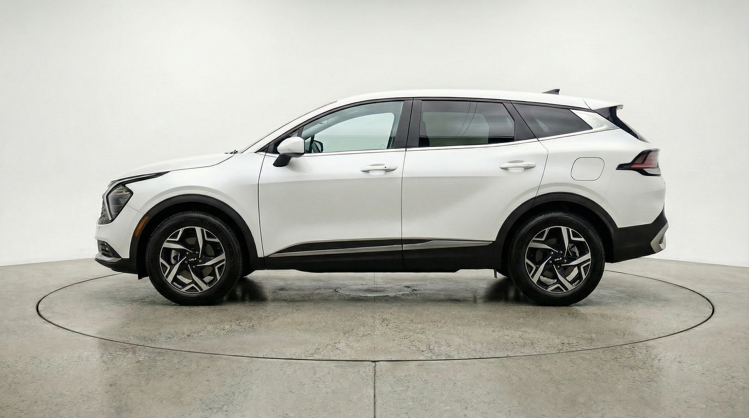 Thumbnail: 2025 Kia Sportage - 4