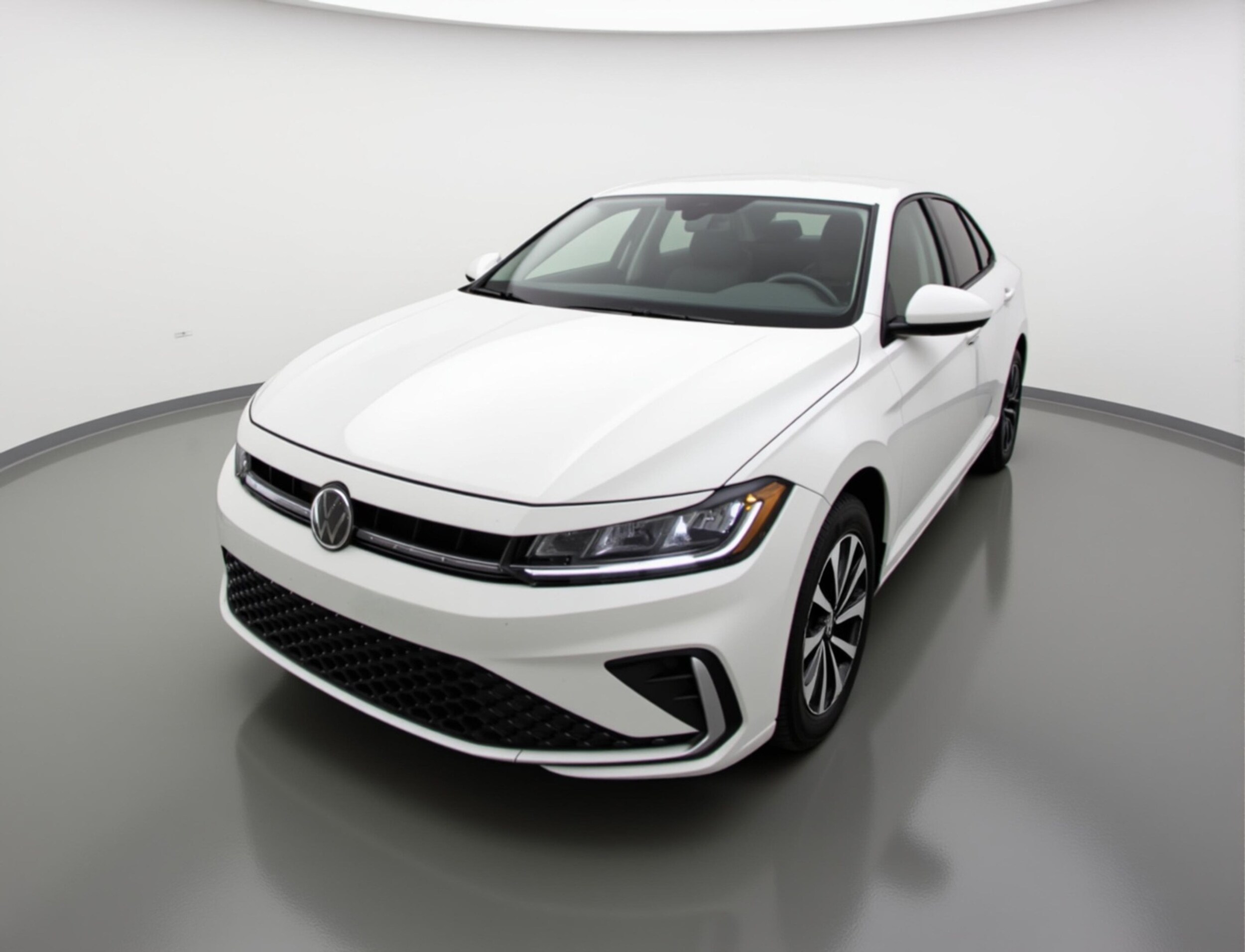 Thumbnail: 2025 Volkswagen Jetta - 3