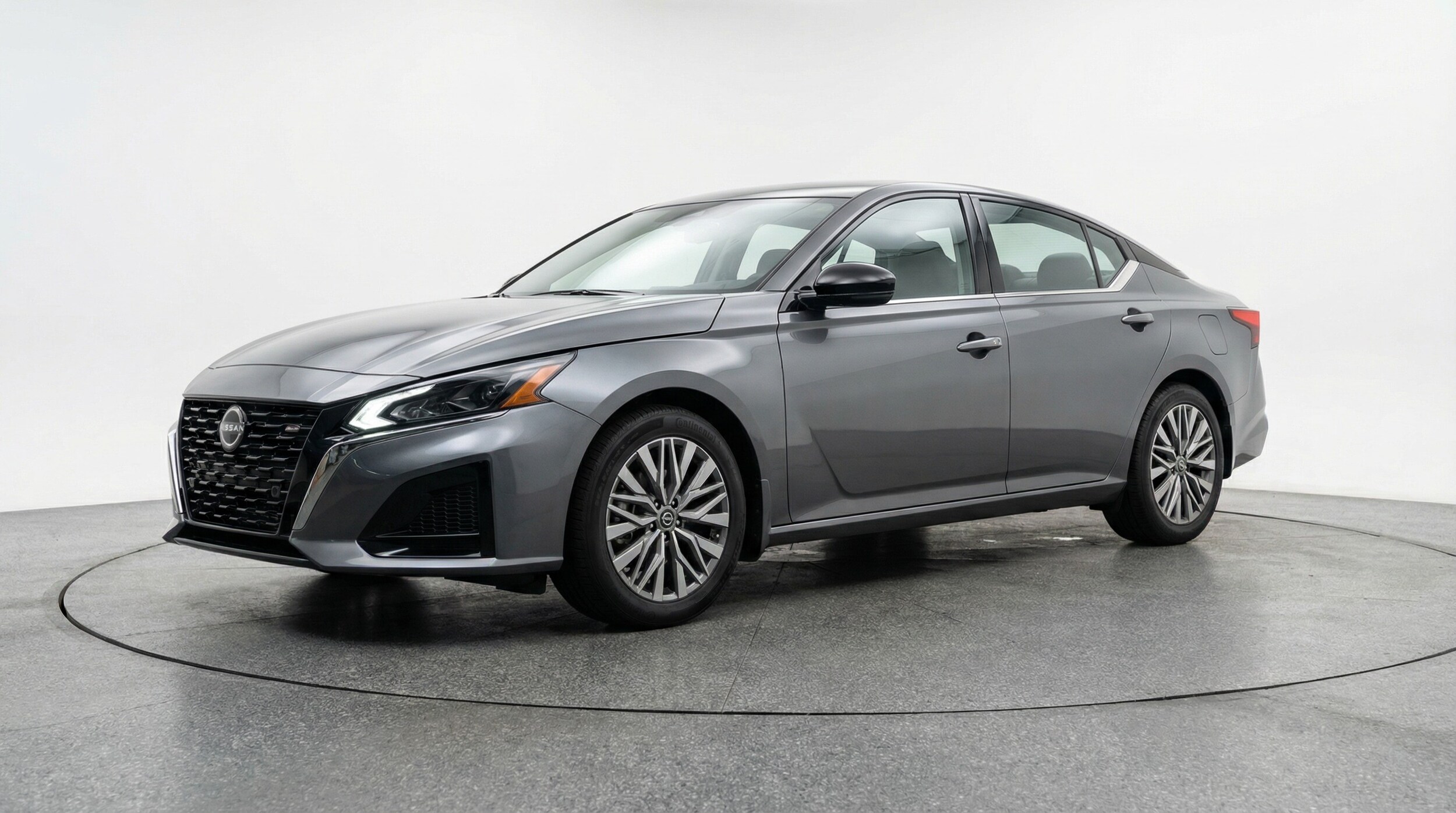 Thumbnail: 2025 Nissan Altima - 3