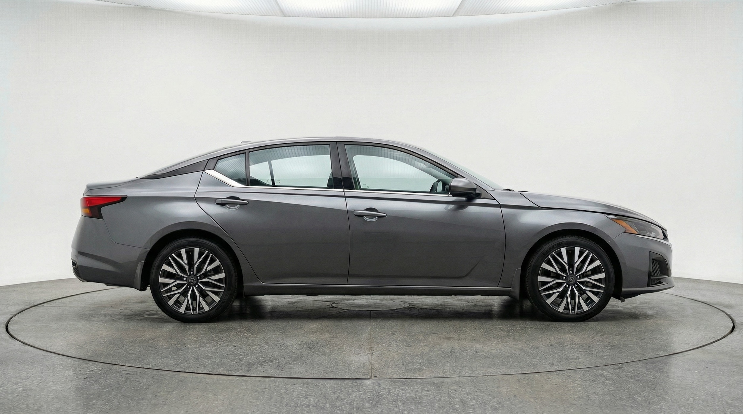 Thumbnail: 2025 Nissan Altima - 8