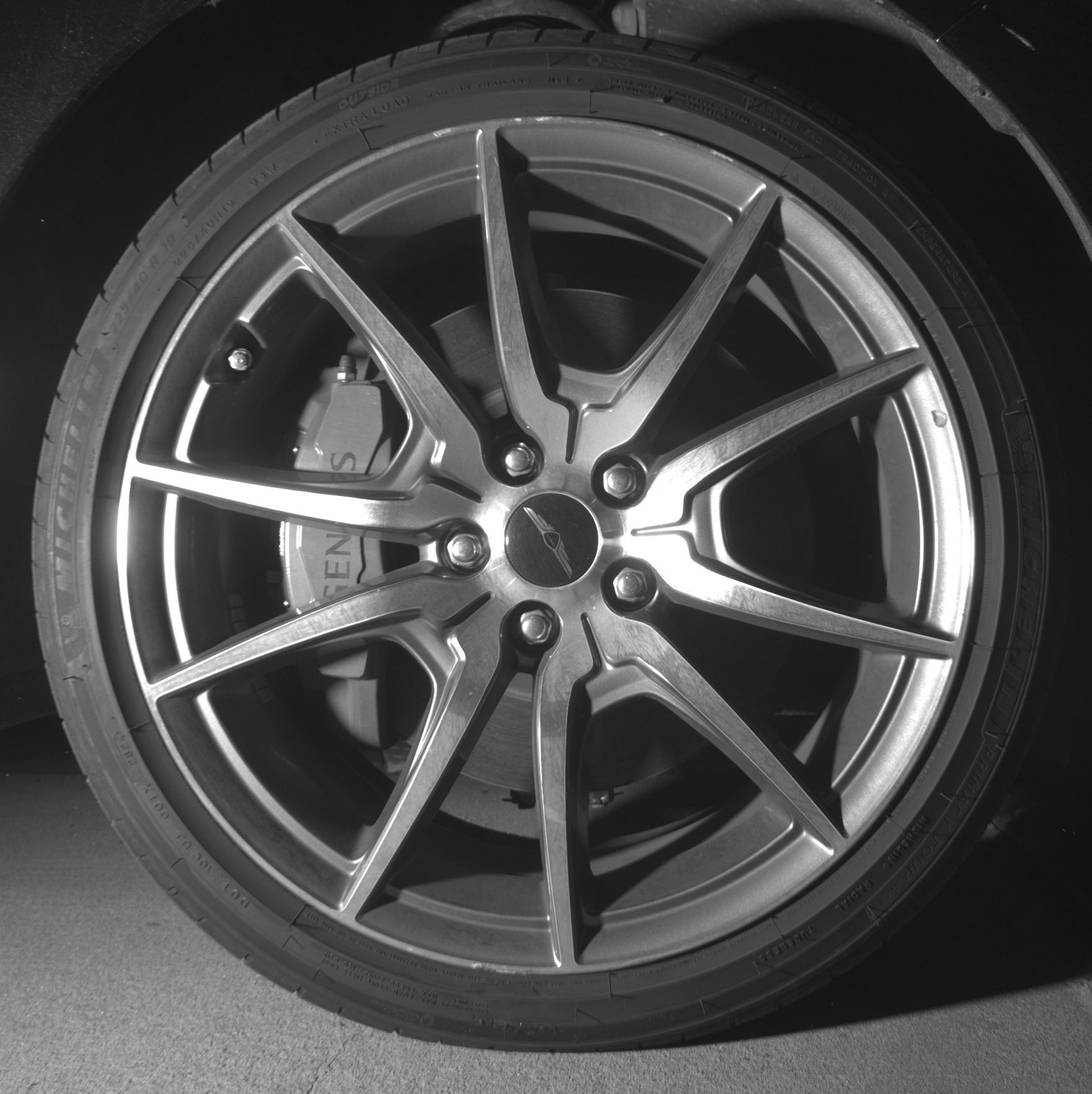 Thumbnail: 2025 Genesis G70 - 10