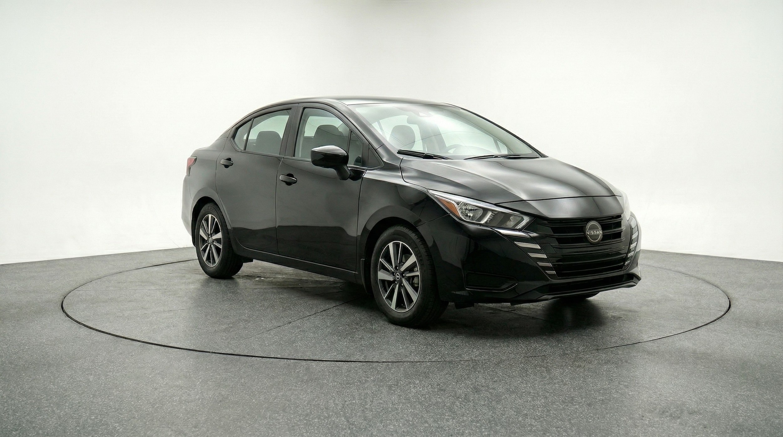 2025 Nissan Versa SV FWD
