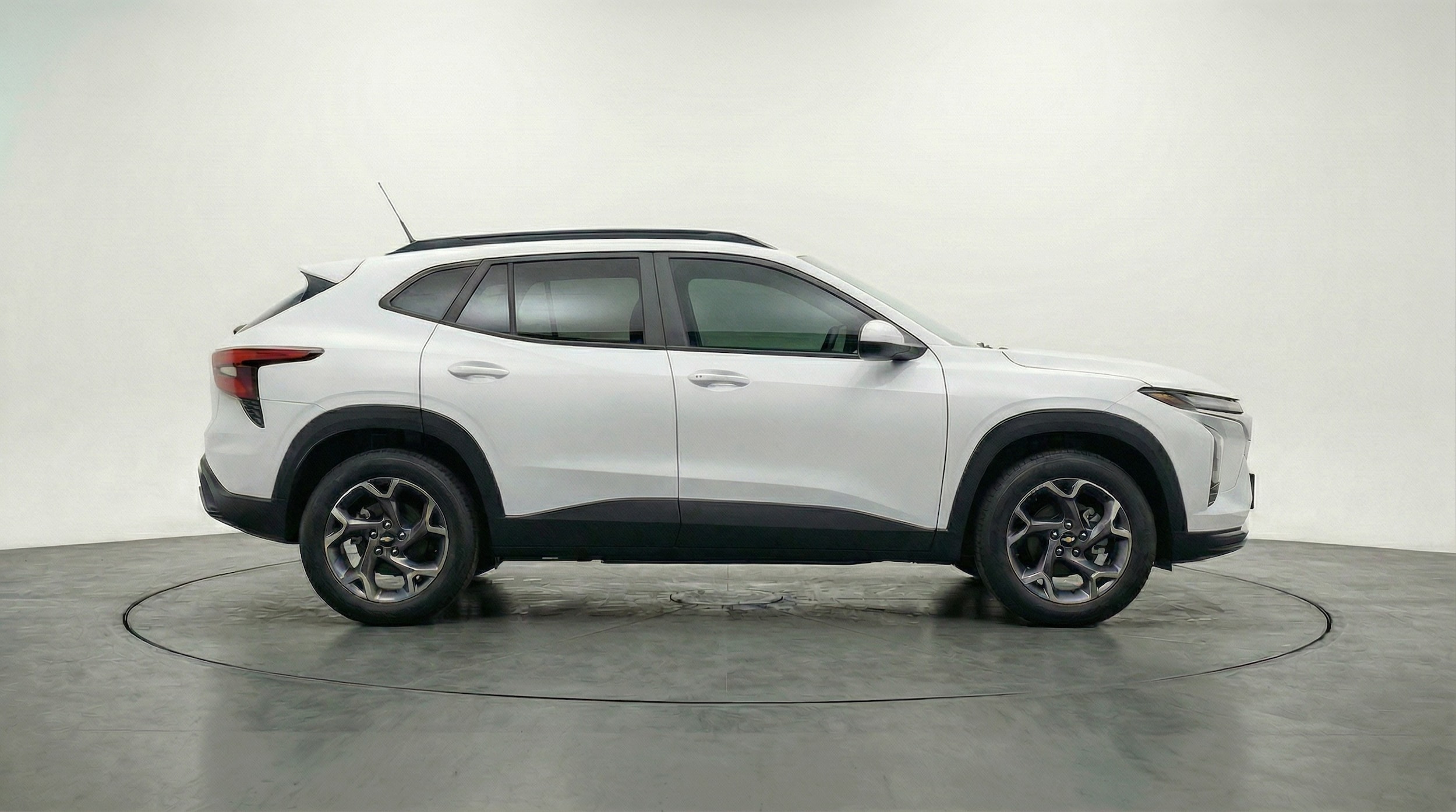 Thumbnail: 2025 Chevrolet Trax - 8