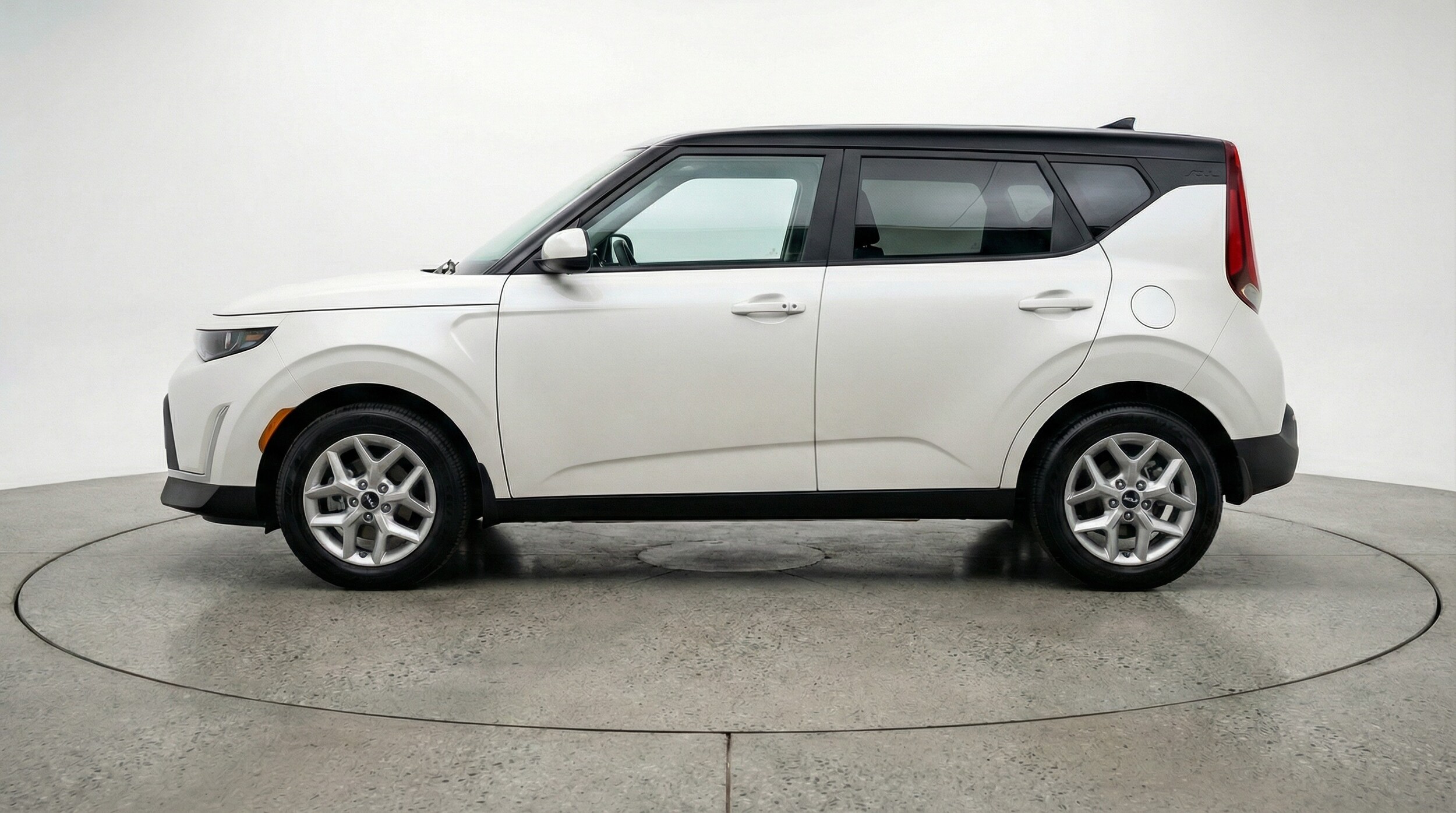 Thumbnail: 2025 Kia Soul - 4