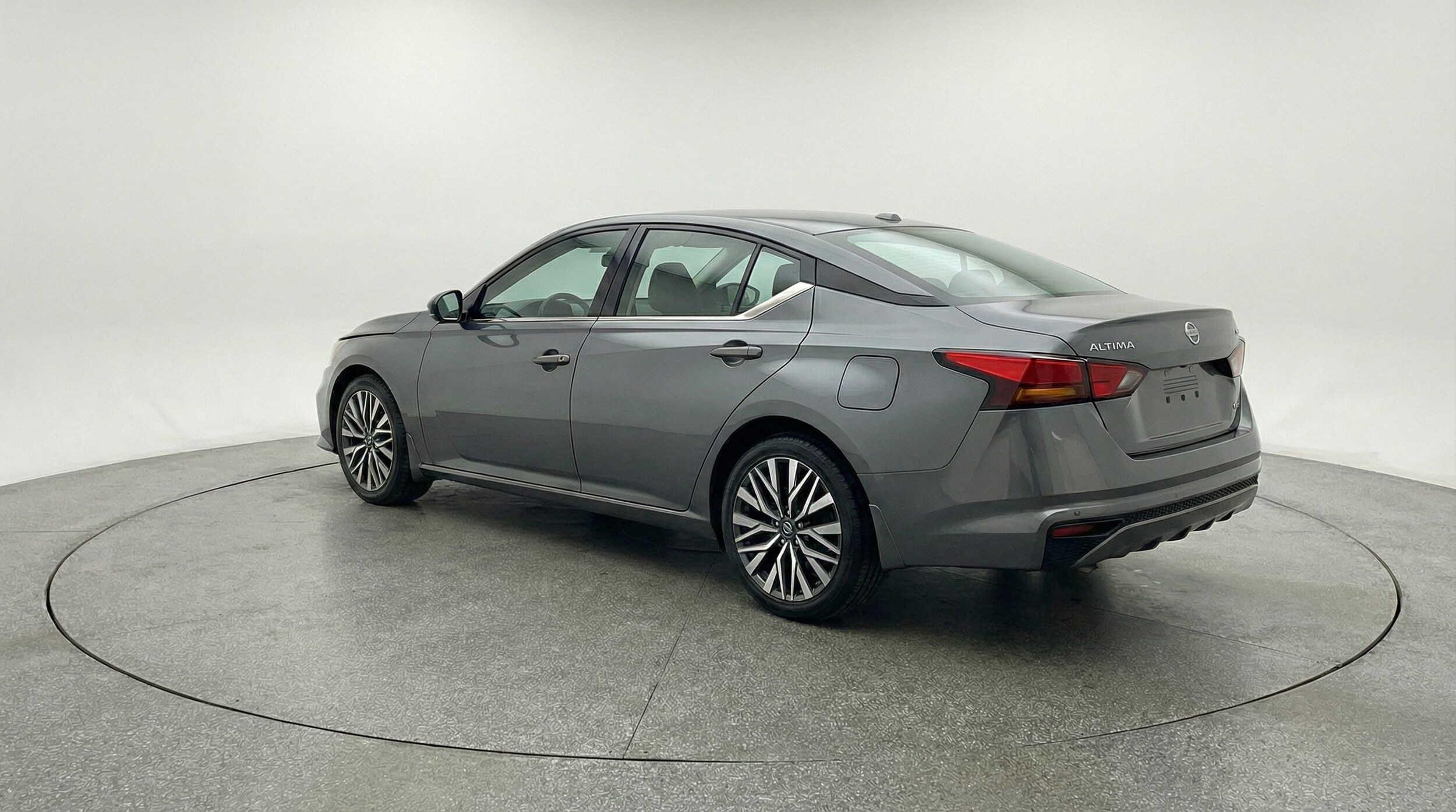 Thumbnail: 2025 Nissan Altima - 5