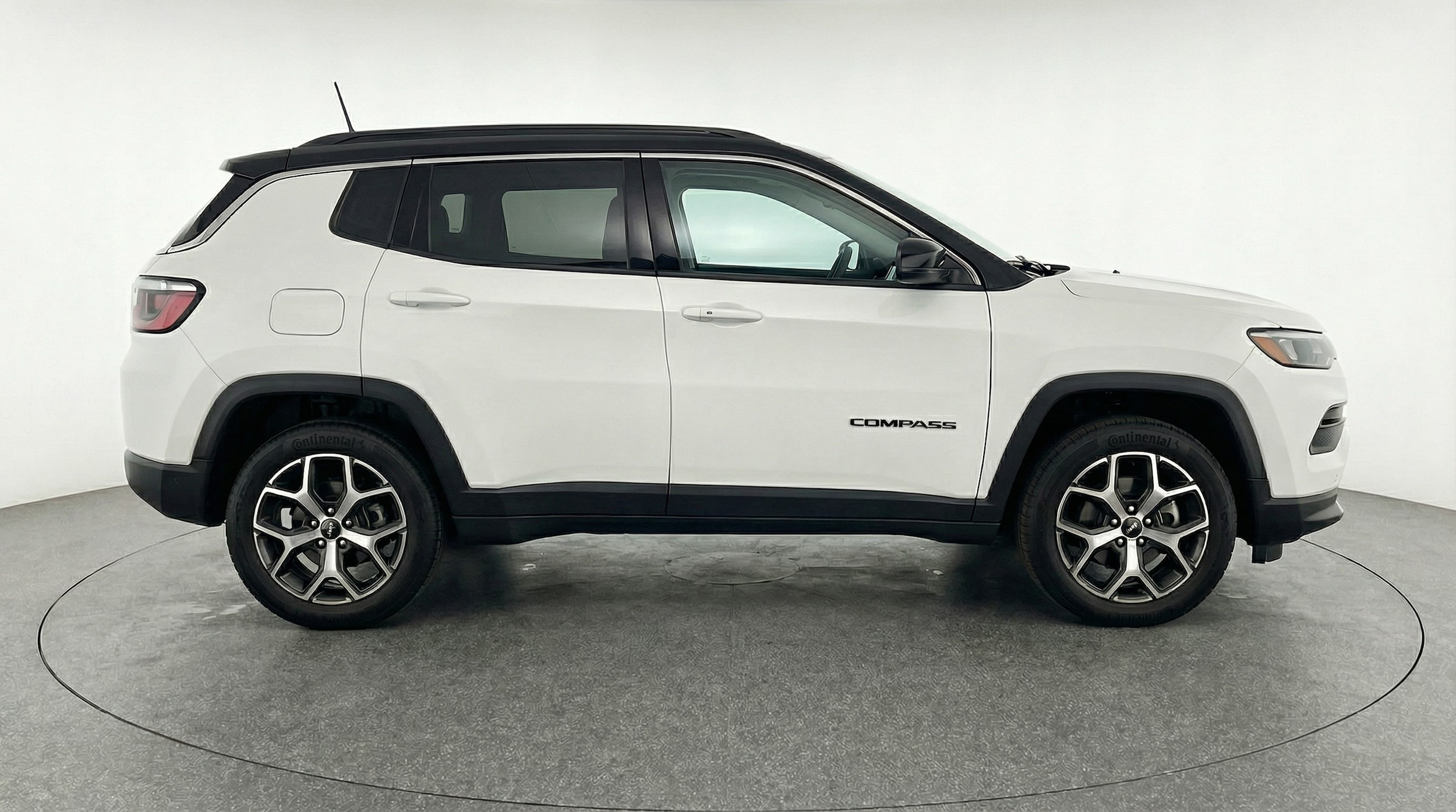 Thumbnail: 2025 Jeep Compass - 8