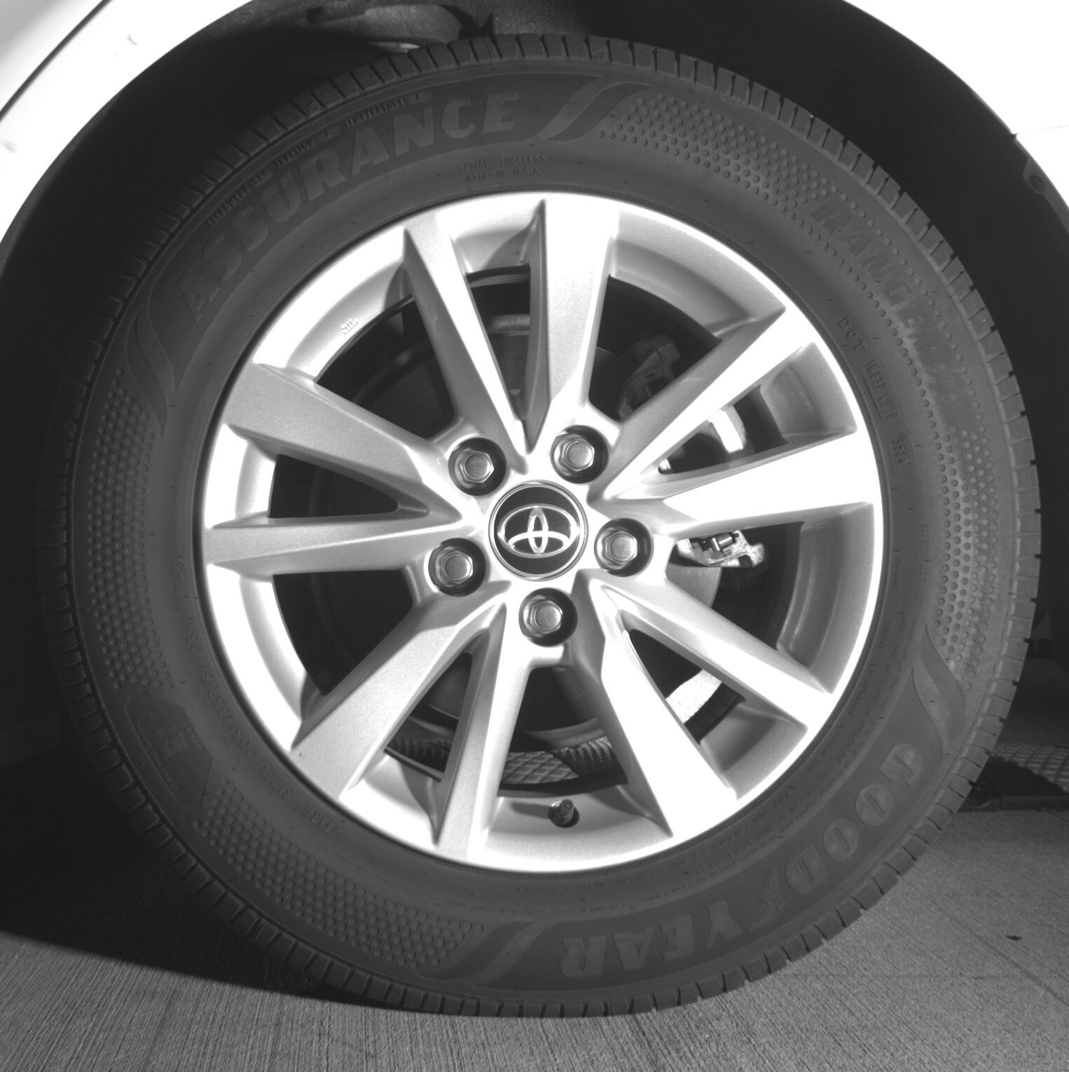 Thumbnail: 2025 Toyota Camry - 11