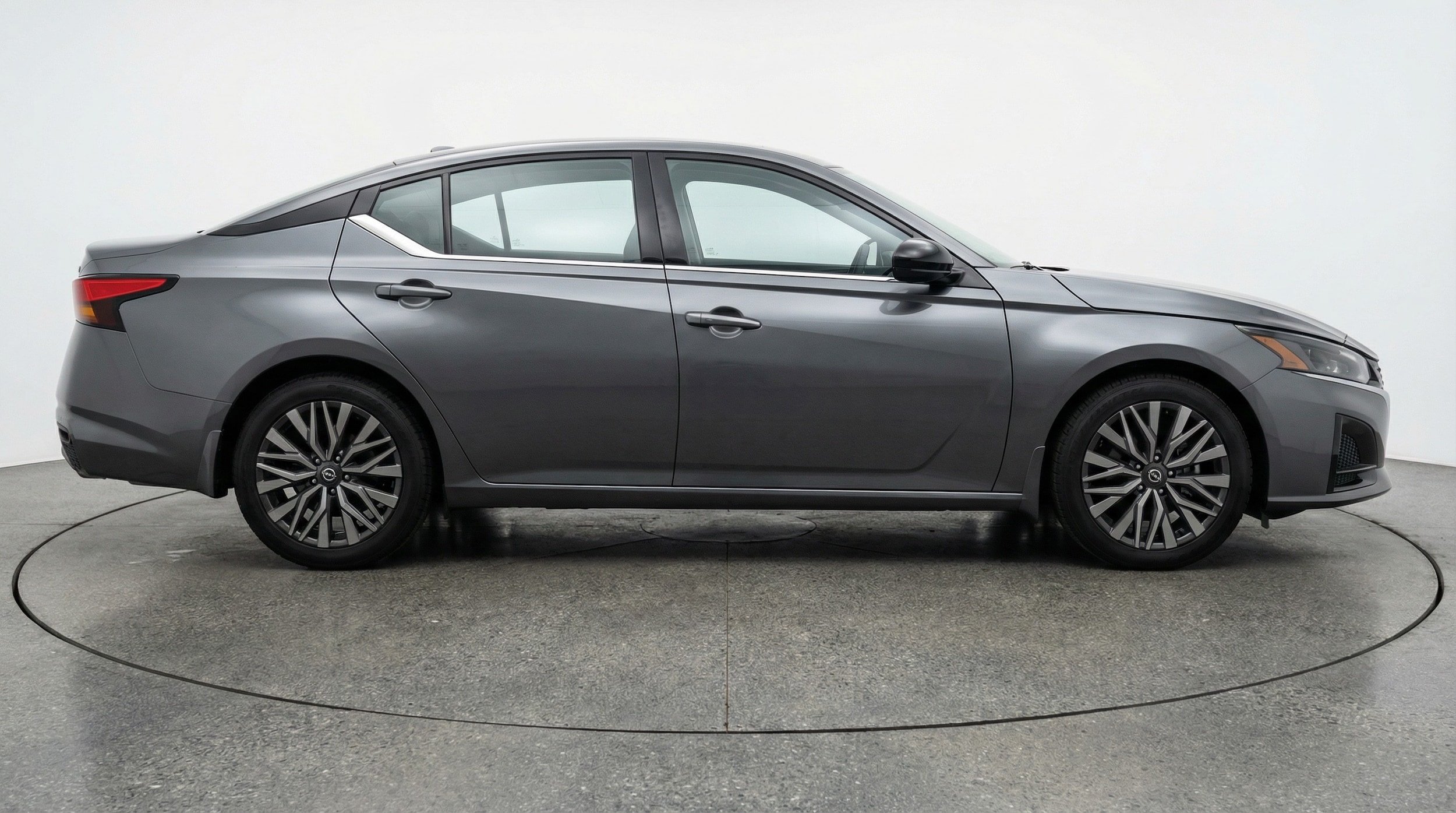 Thumbnail: 2025 Nissan Altima - 8