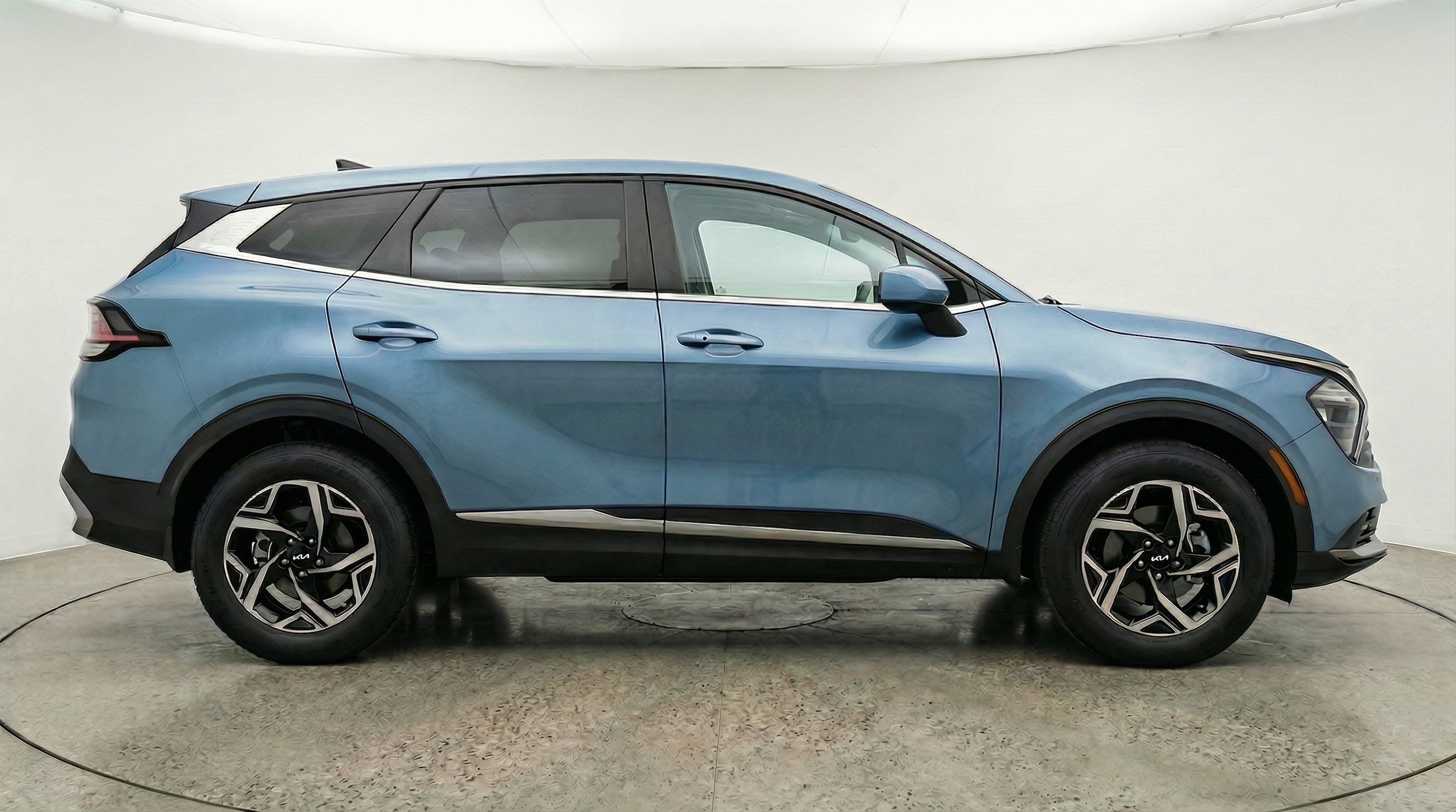 Thumbnail: 2025 Kia Sportage - 8