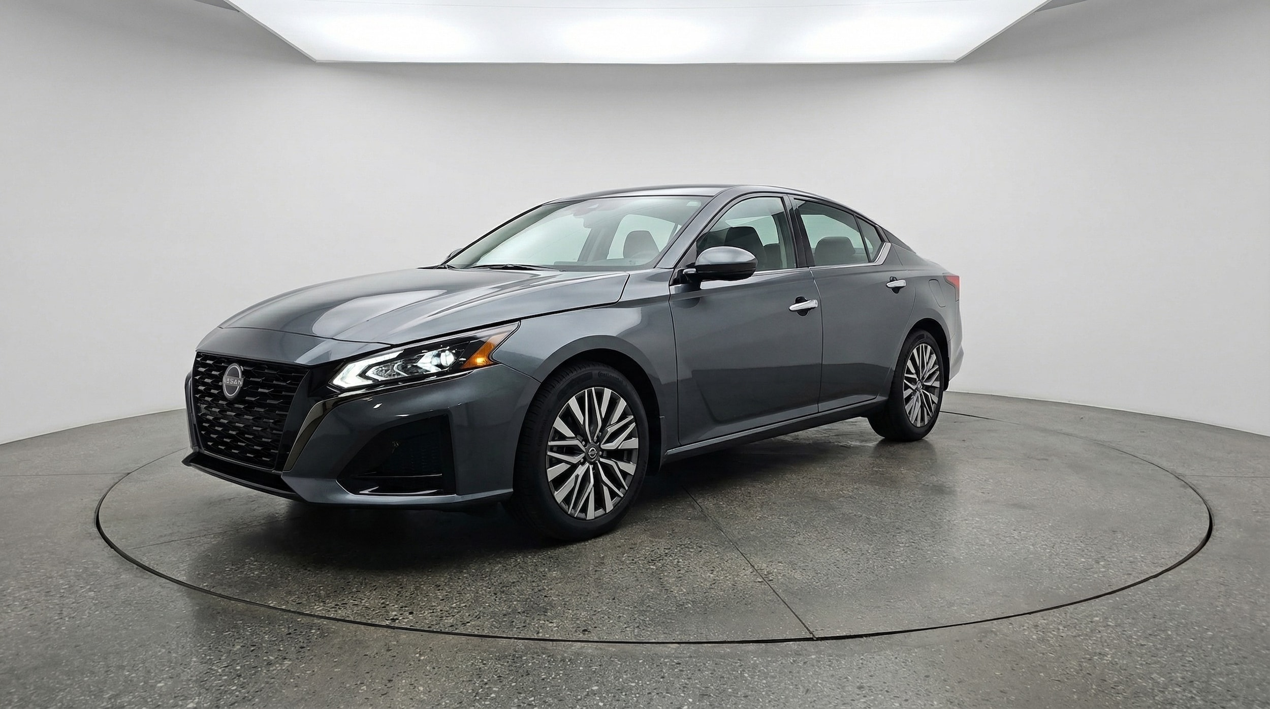 Thumbnail: 2025 Nissan Altima - 3