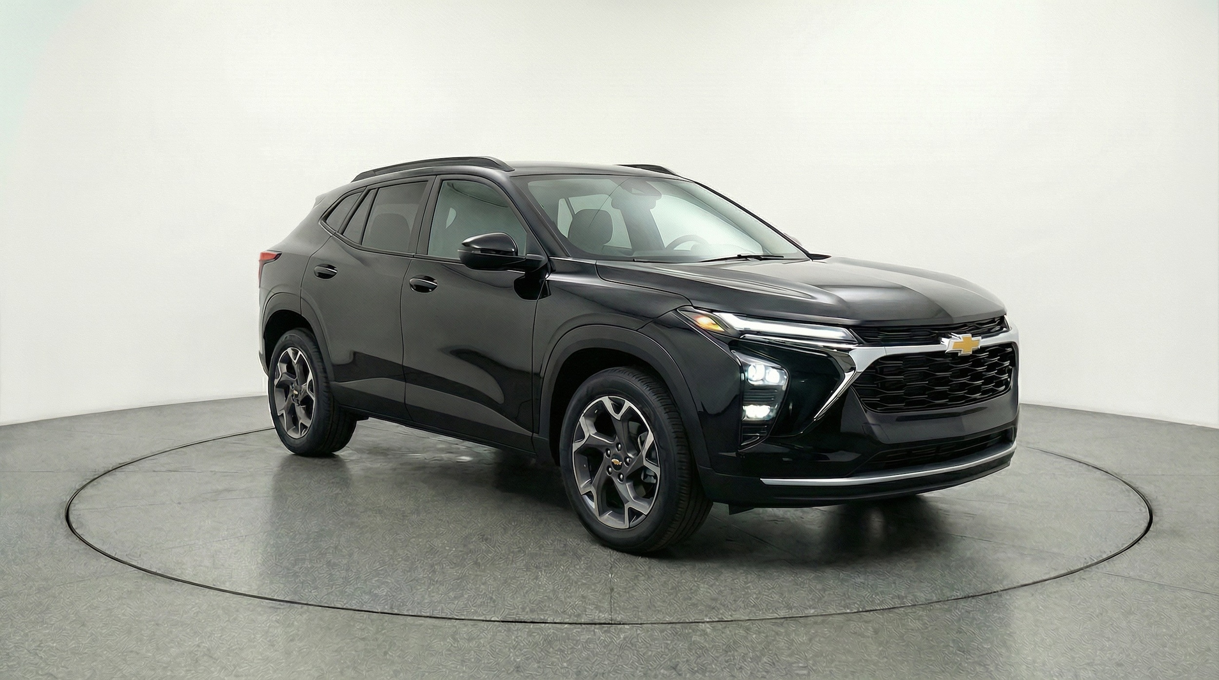 Thumbnail: 2025 Chevrolet Trax - 1