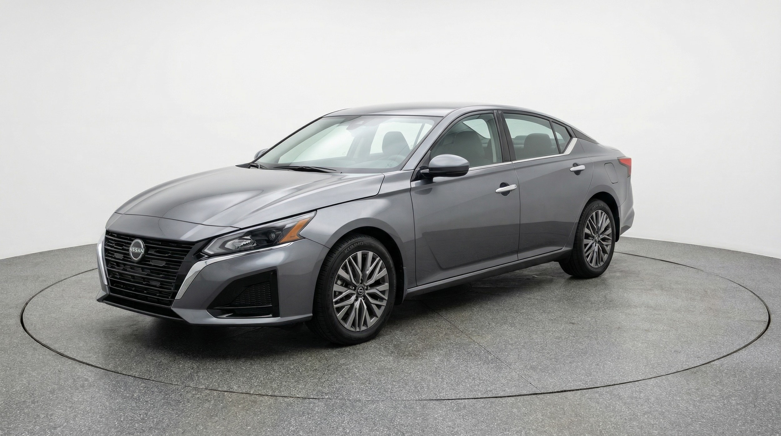 Thumbnail: 2025 Nissan Altima - 3