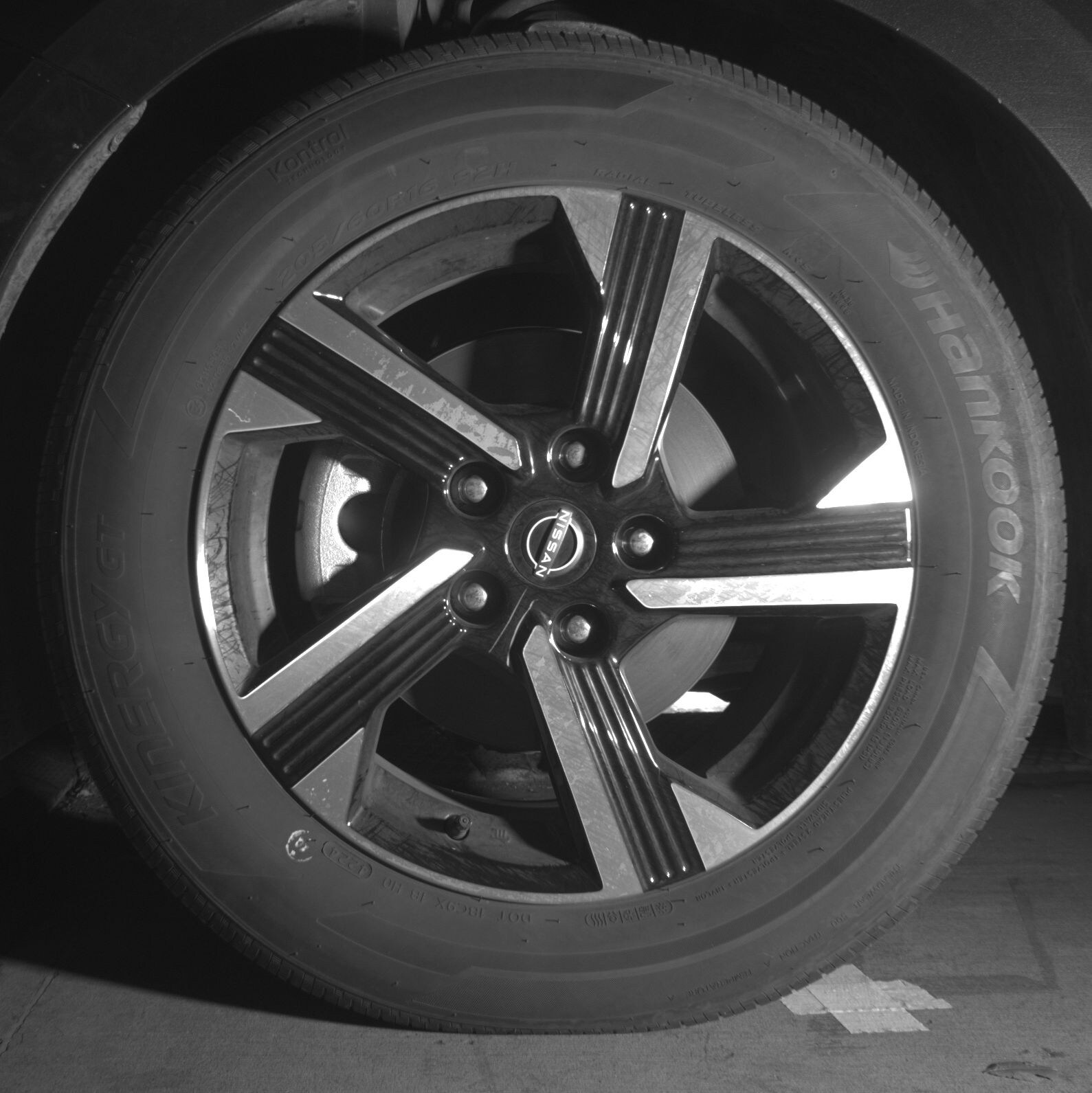 Thumbnail: 2025 Nissan Sentra - 9