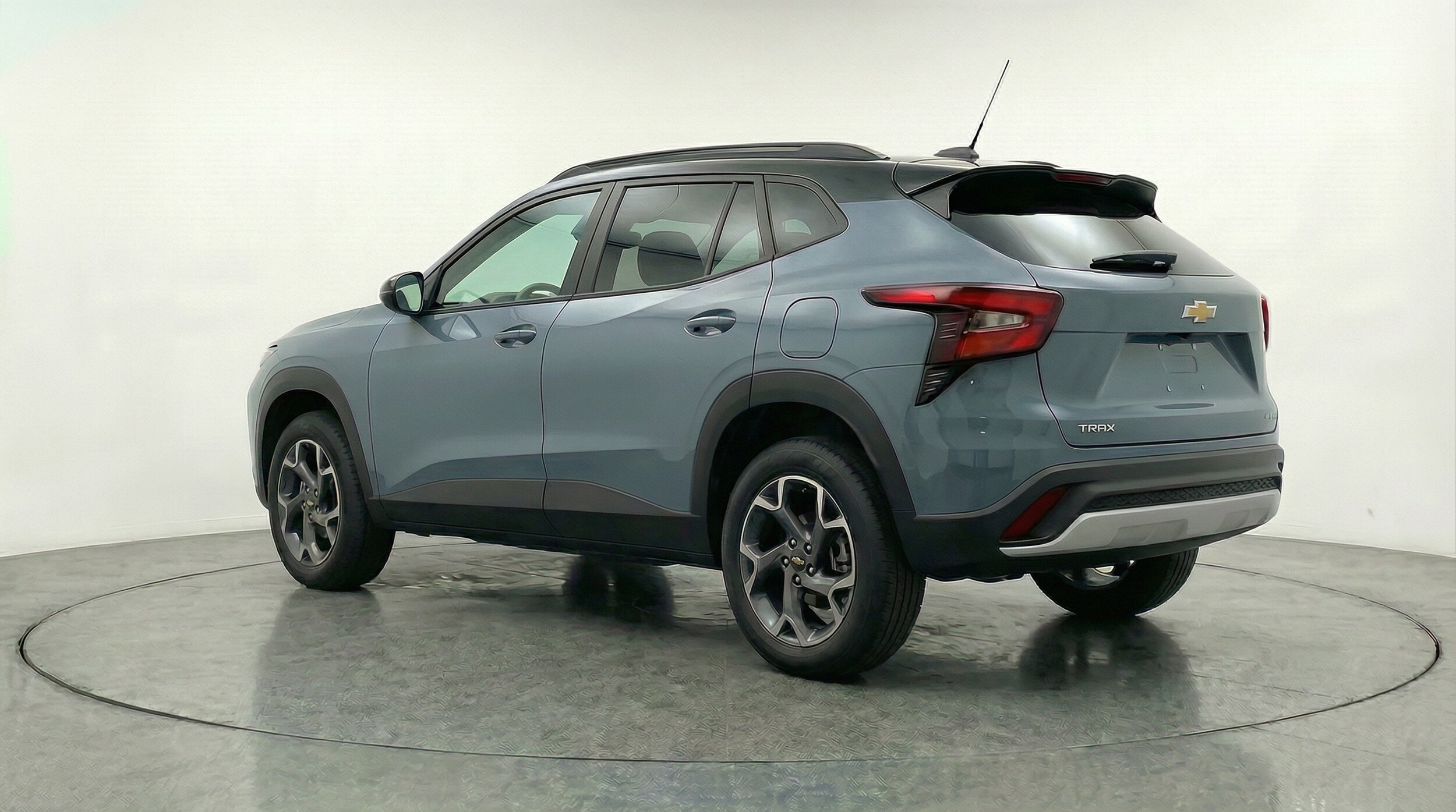 Thumbnail: 2025 Chevrolet Trax - 5