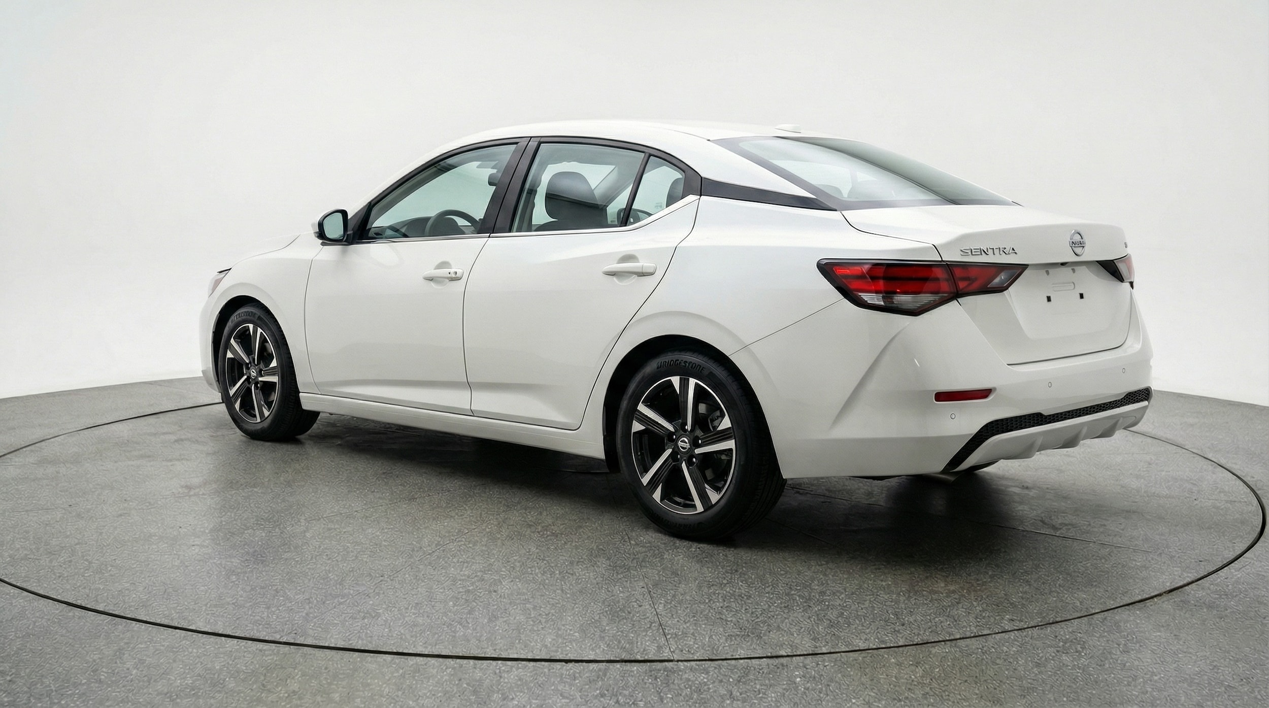 Thumbnail: 2025 Nissan Sentra - 5