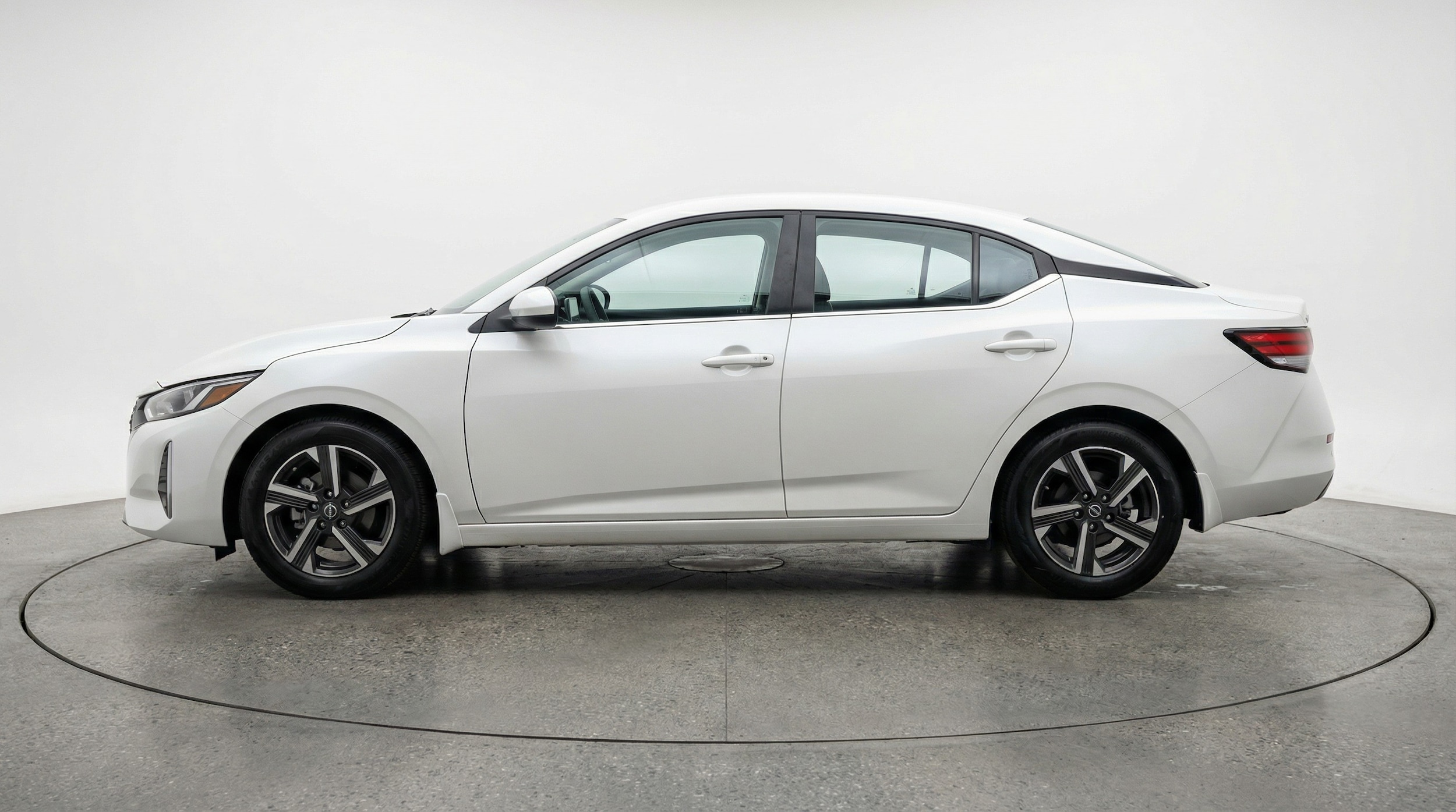 Thumbnail: 2025 Nissan Sentra - 4