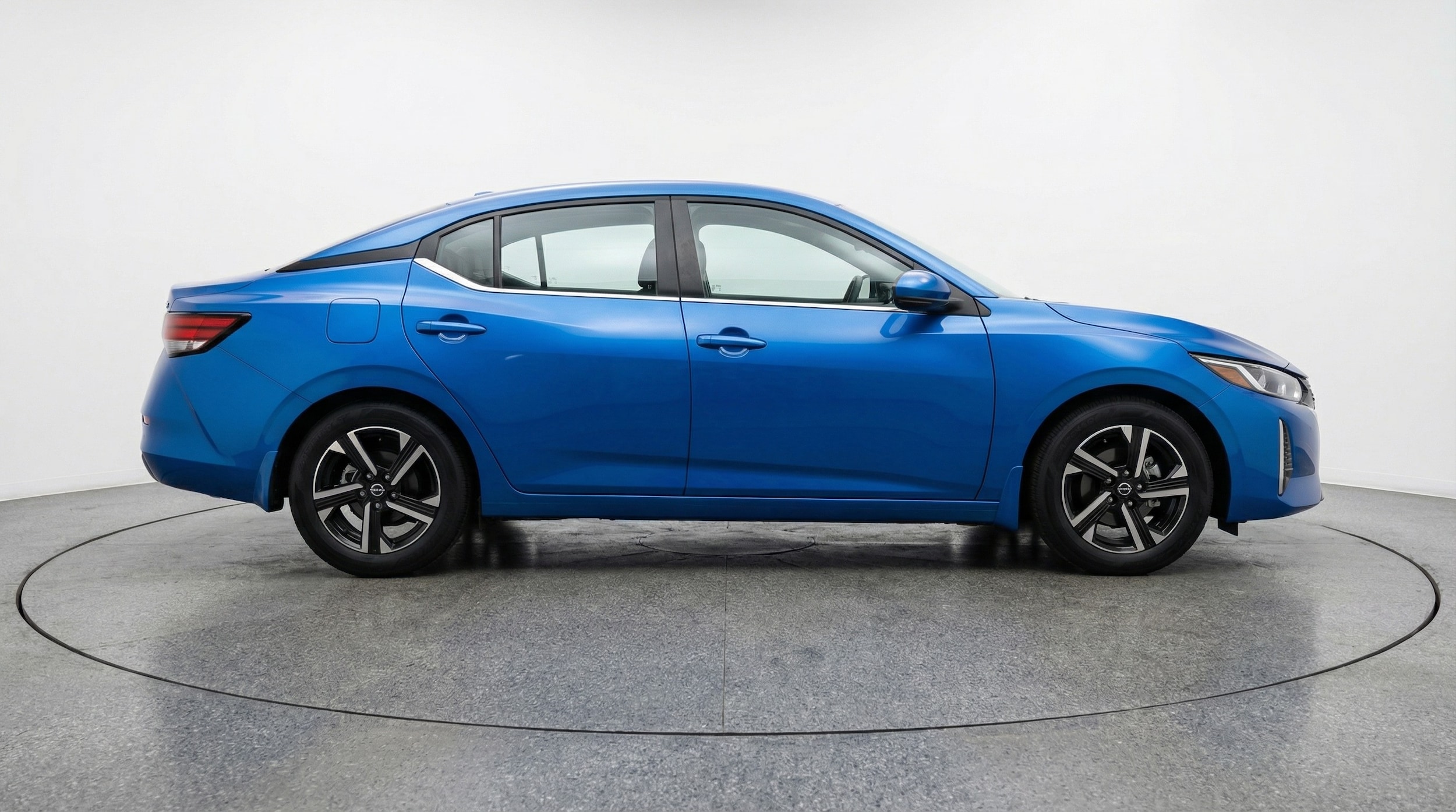 Thumbnail: 2025 Nissan Sentra - 8