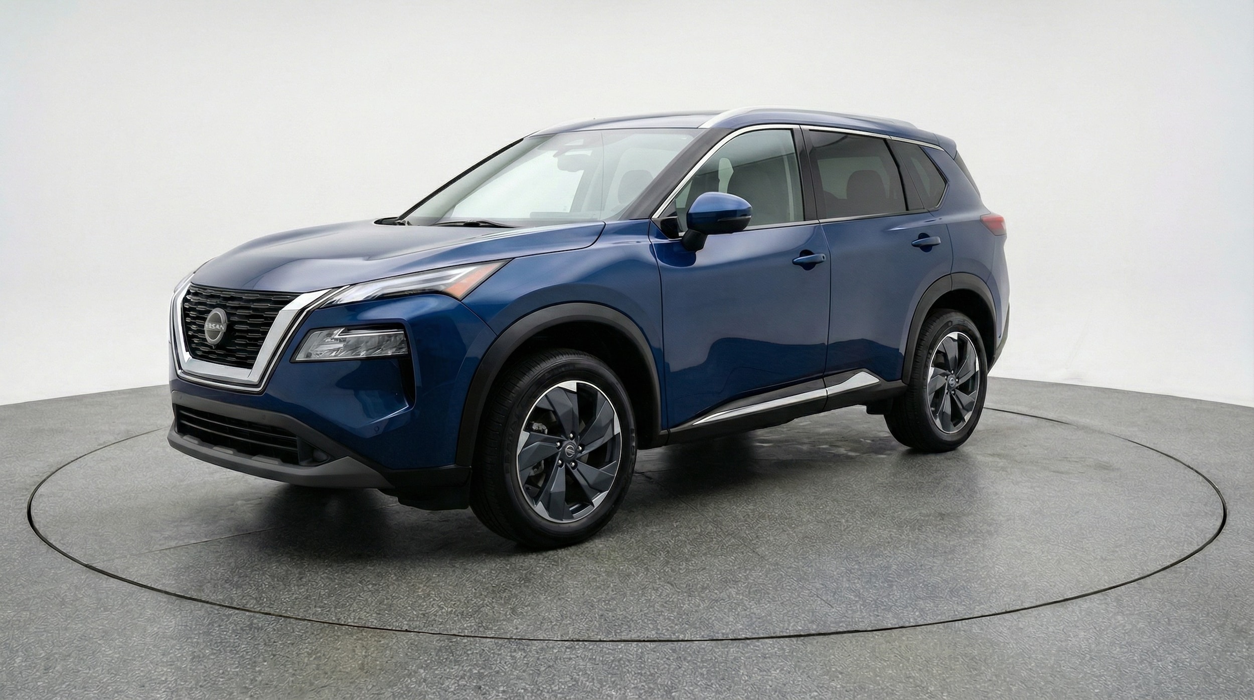 Thumbnail: 2025 Nissan Rogue - 3